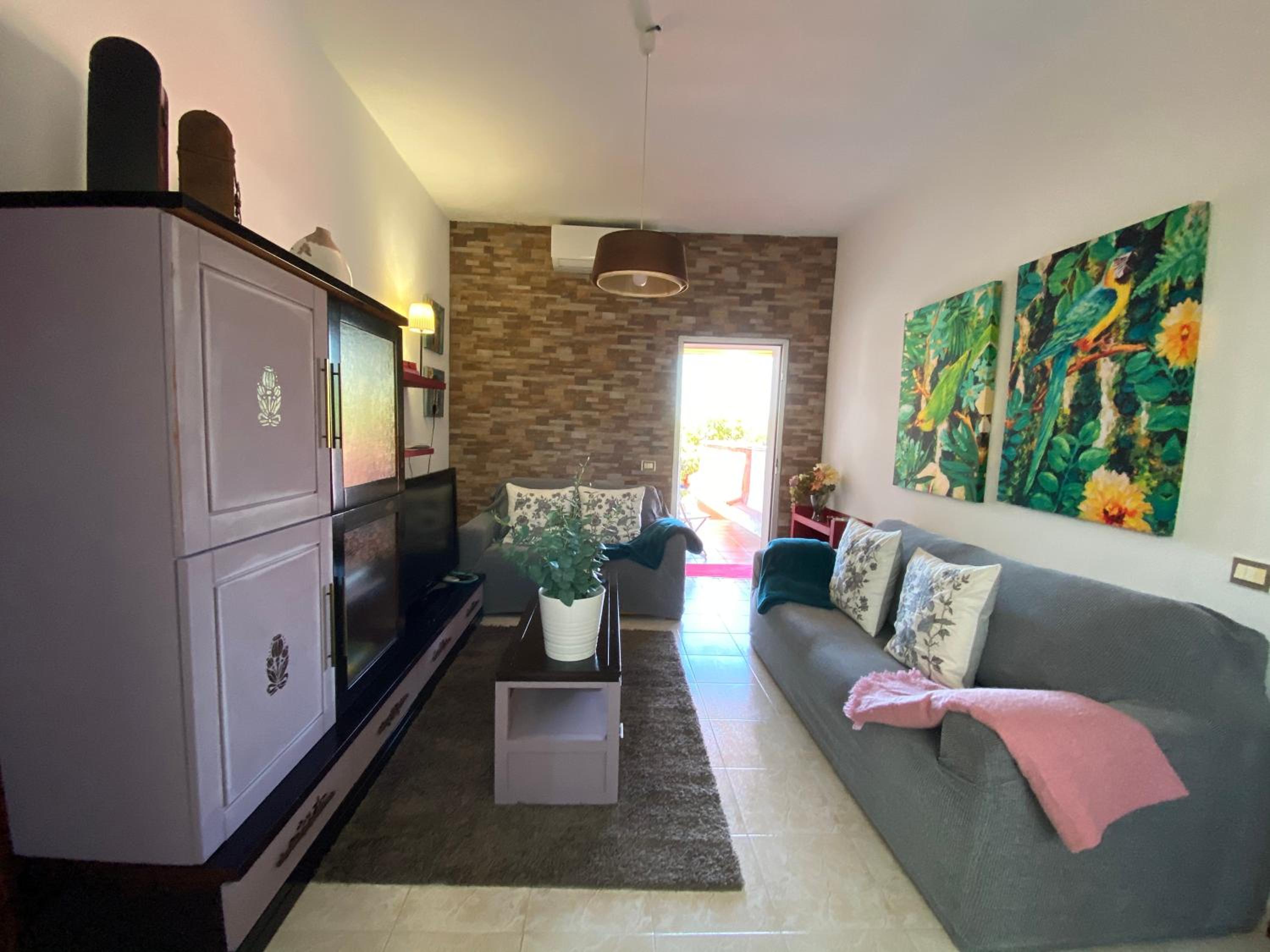 Apartment with Terrace - Photo 11