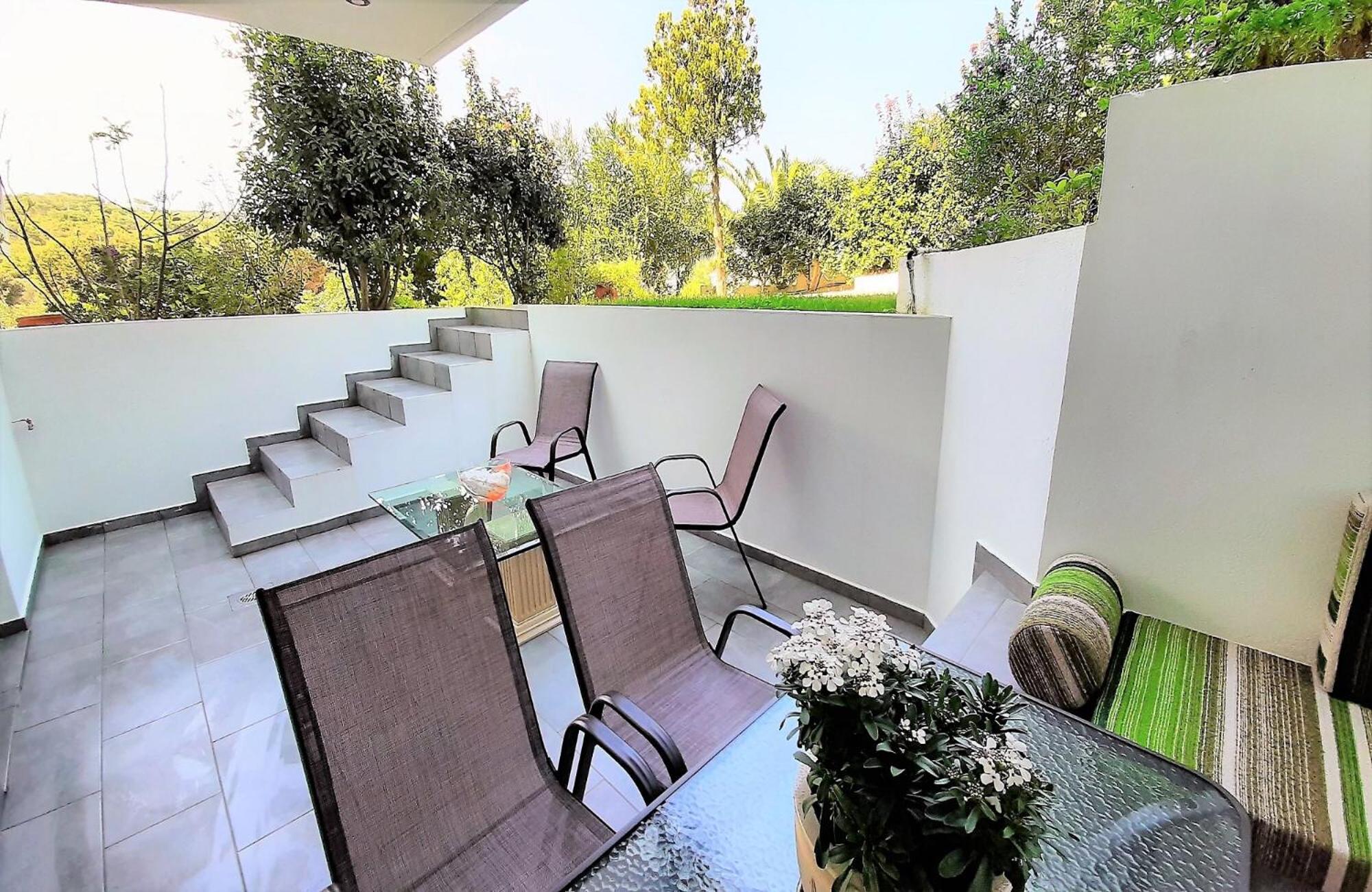Apartment - Ground Floor photo 2