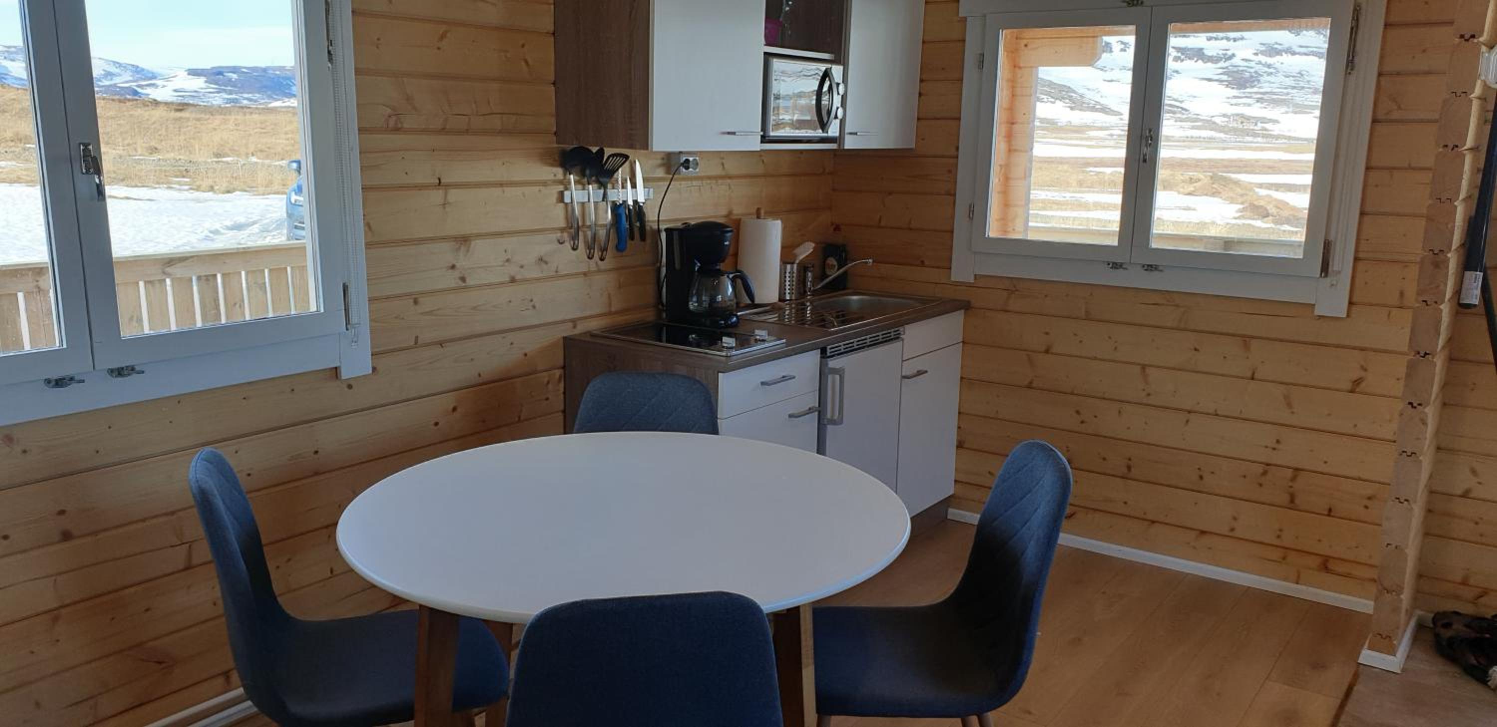 One-Bedroom House photo 2