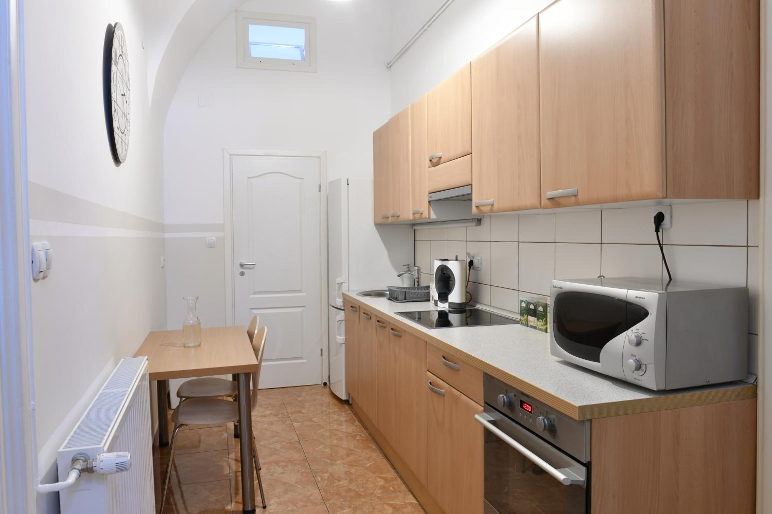 Three-Bedroom Apartment - Photo 21