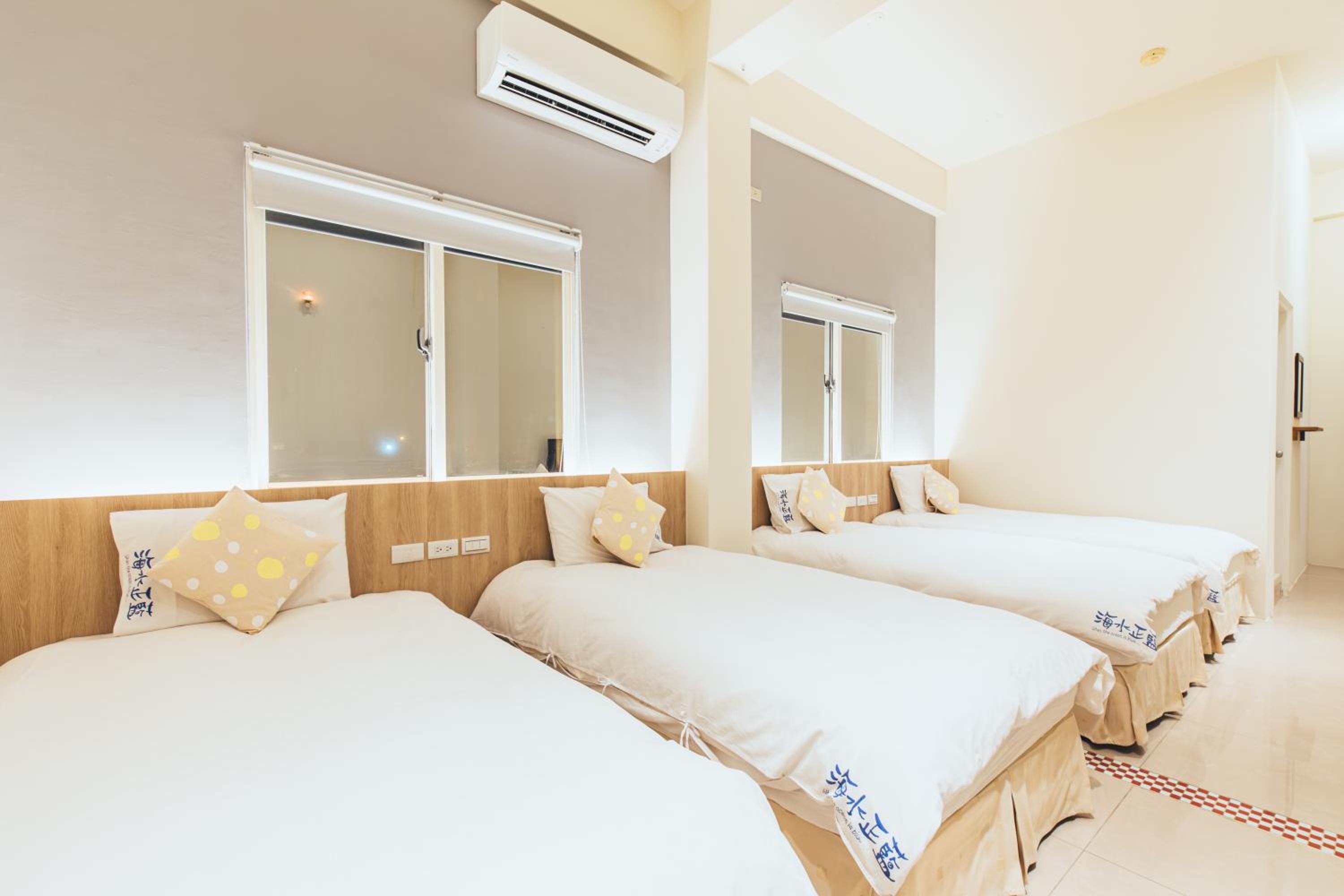 Classic Quadruple Room photo 1