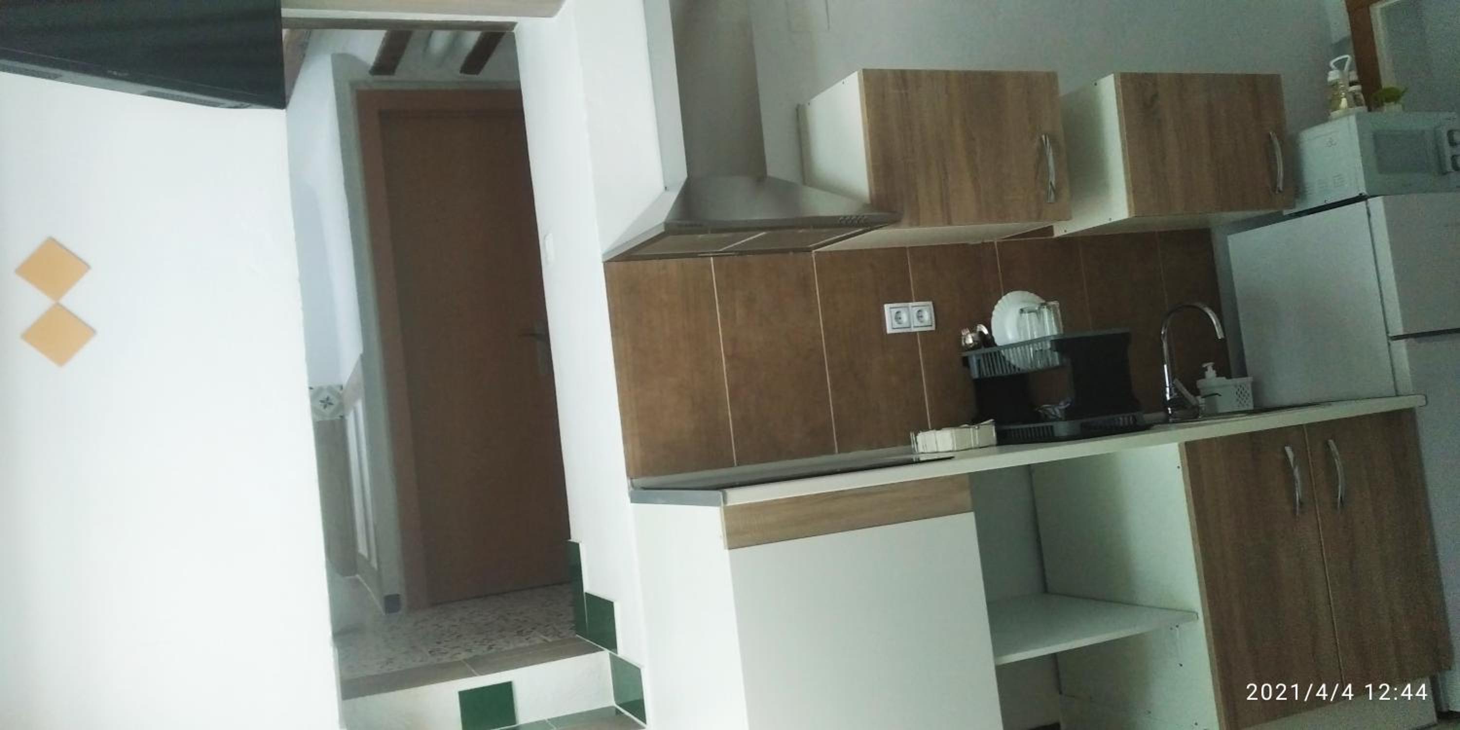 Apartment with Balcony - Photo 8