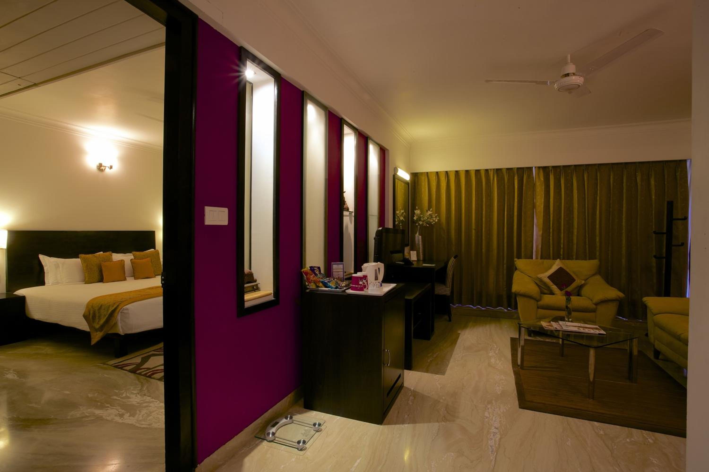 Suite - Photo 2