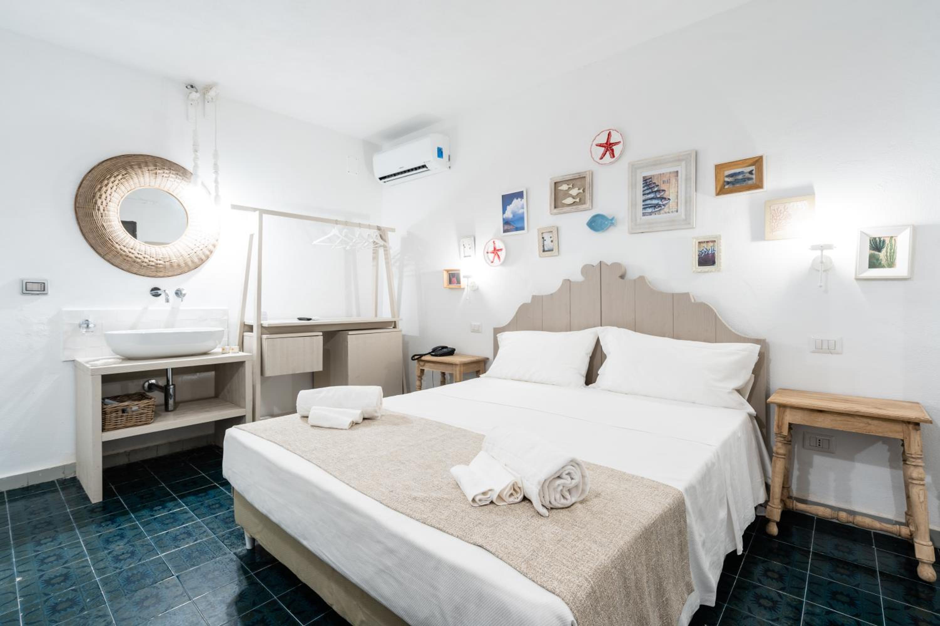 Budget Double Room photo 1