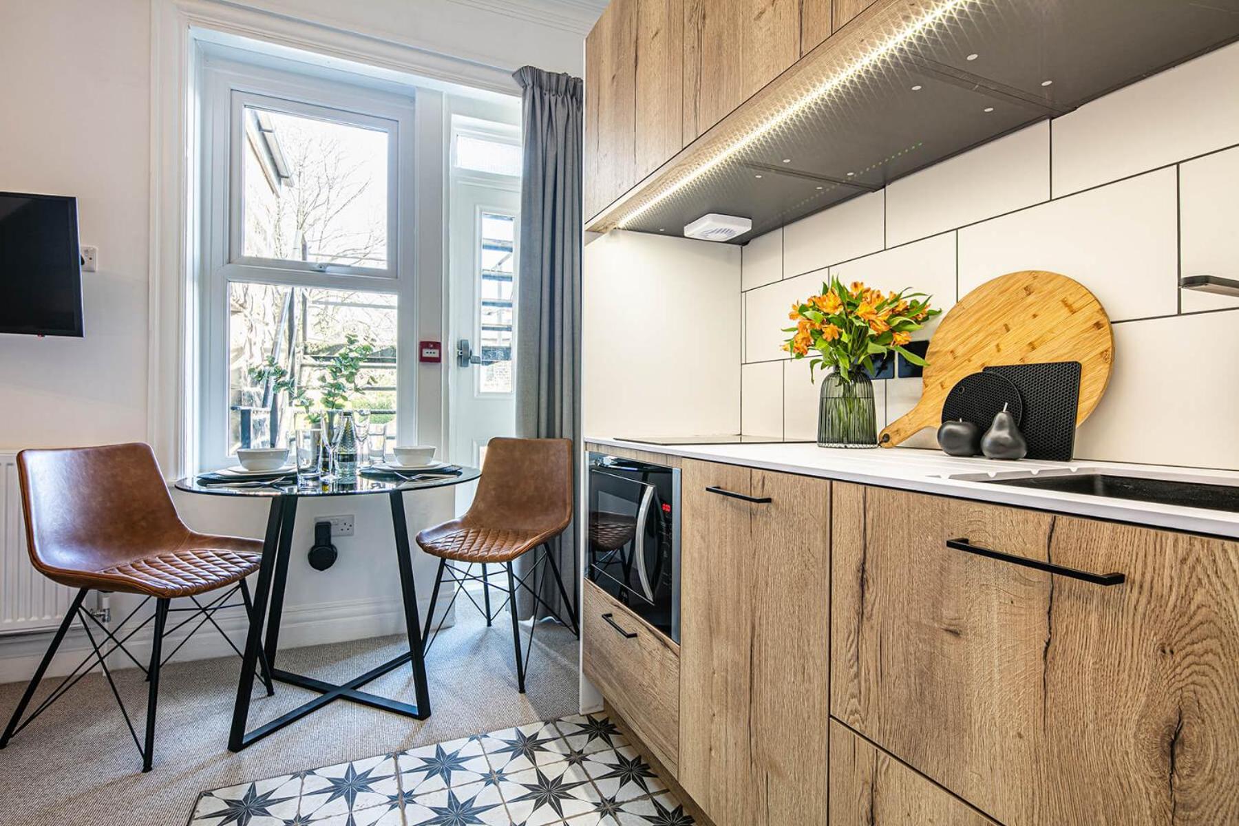 Super King / Twin Studio with Kitchenette photo 3