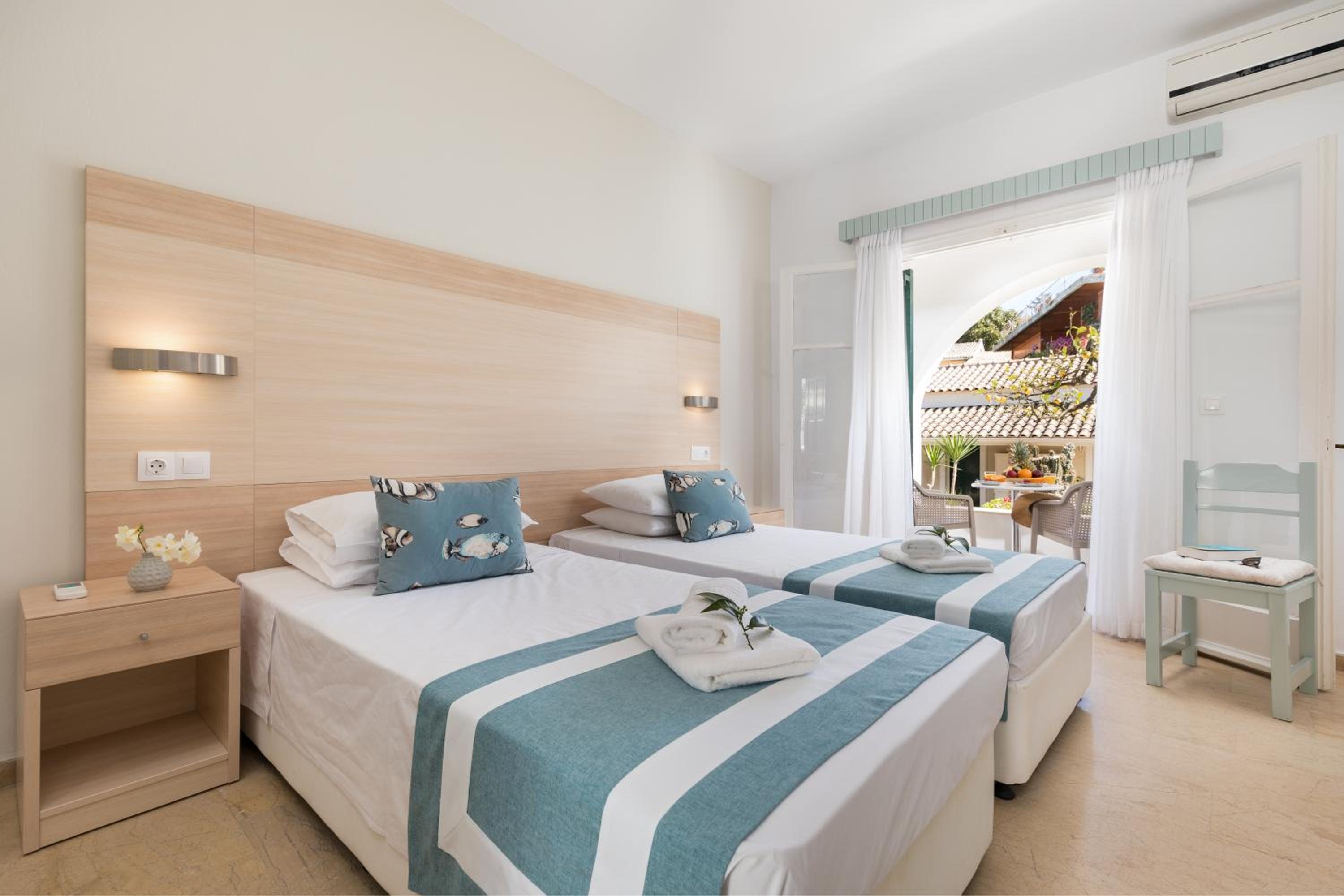 Double or Twin Room - Photo 3