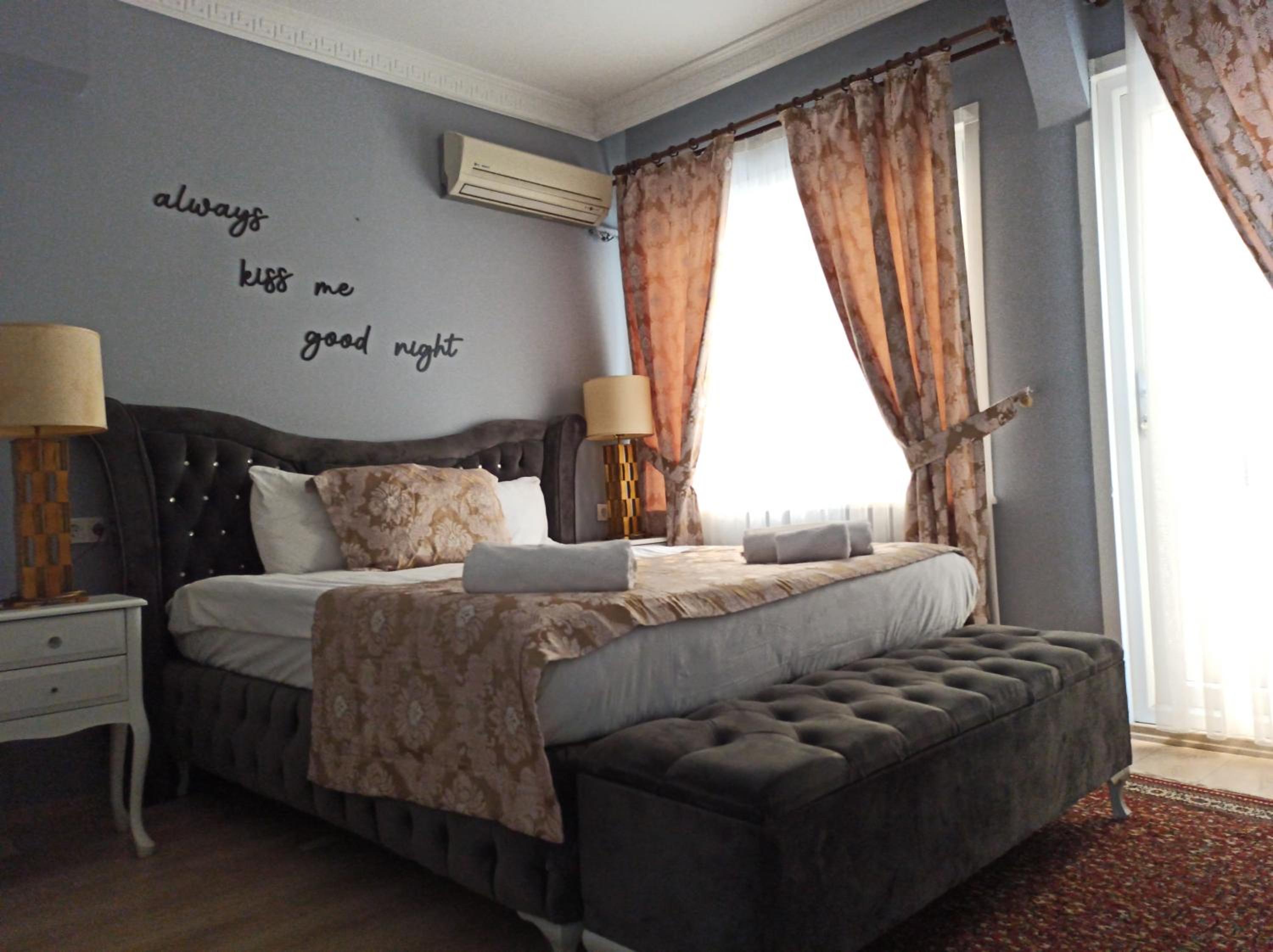 Standard Double Room photo 2
