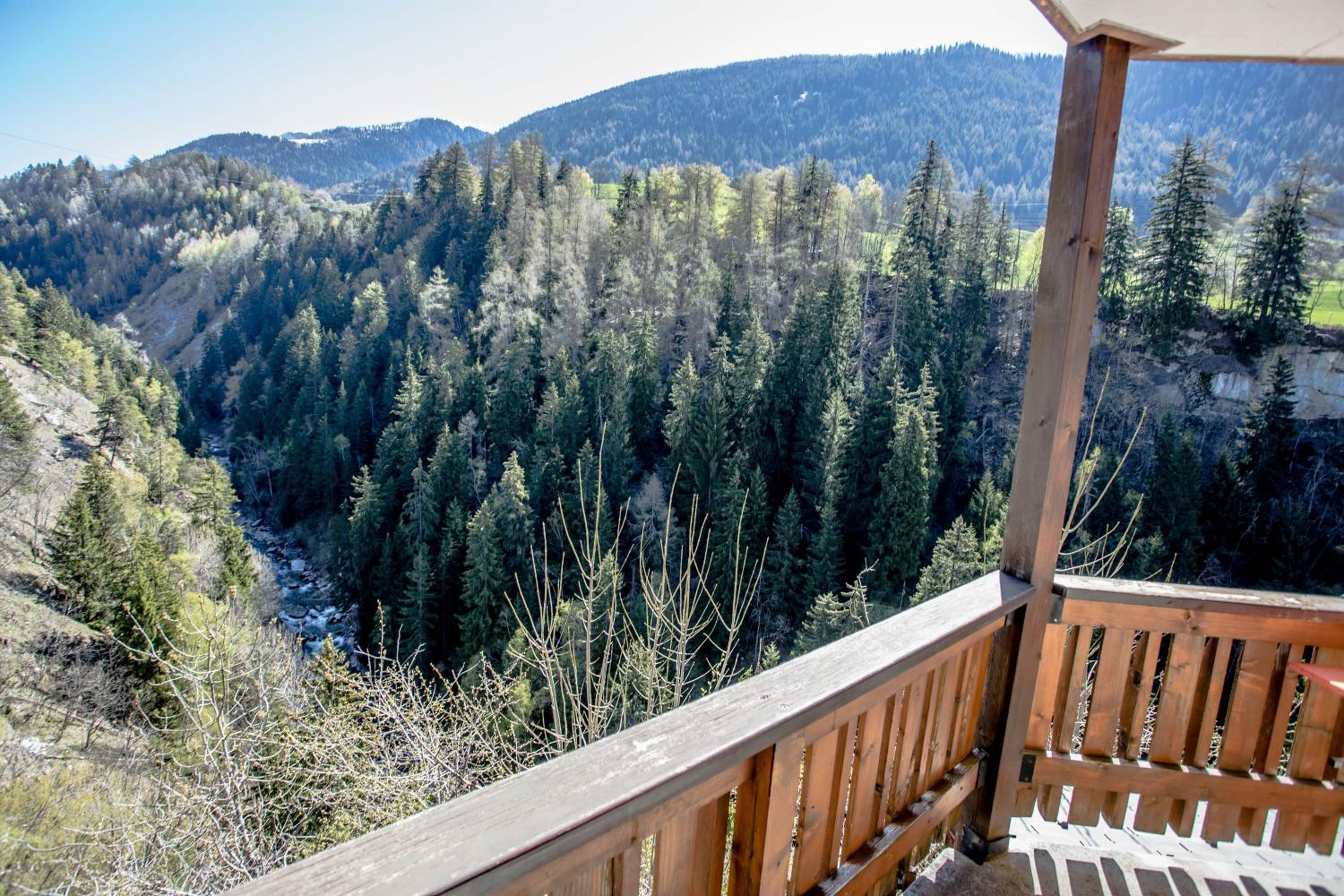 Superior Double Room with Balcony - Photo 2