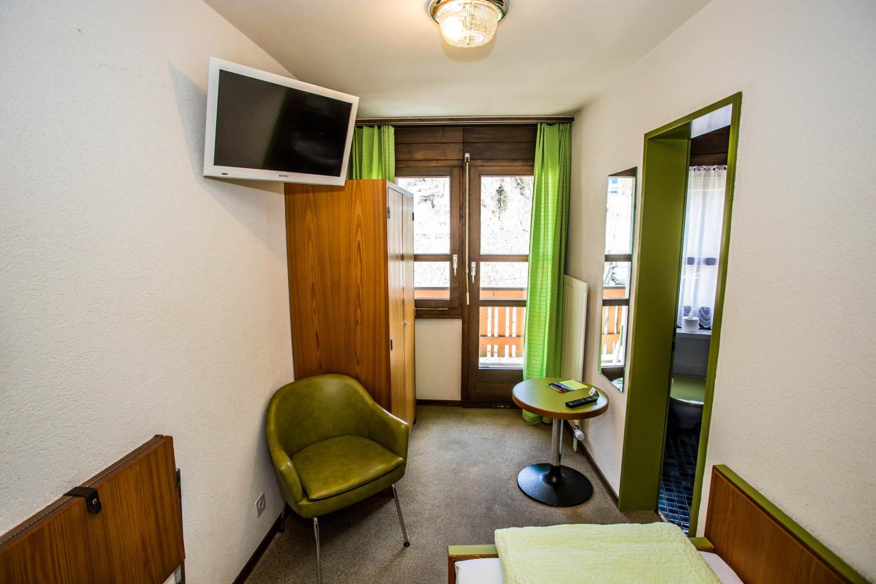 Single Room with Balcony photo 3