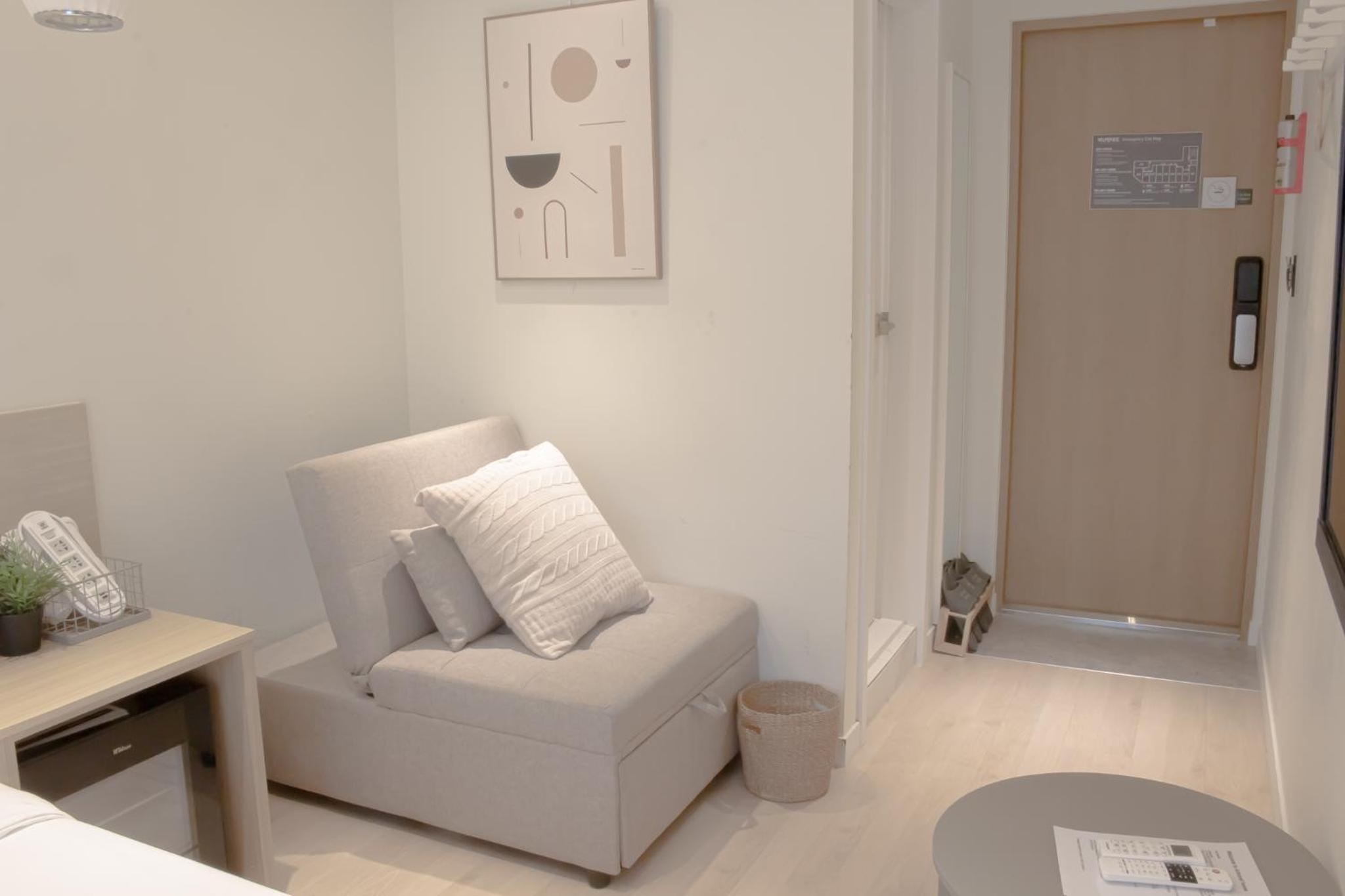 Double Room - Photo 9