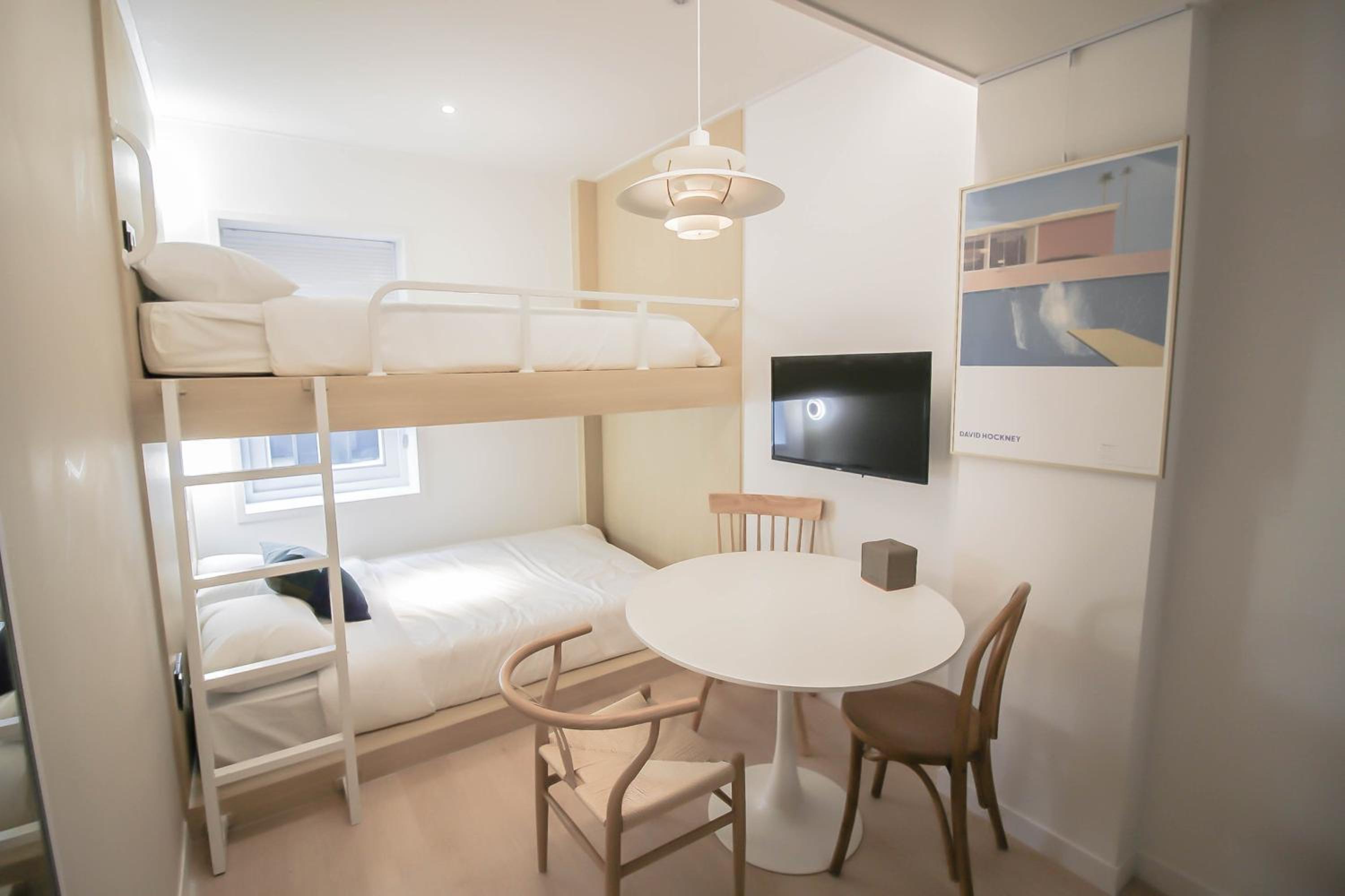Quadruple Room - Photo 13
