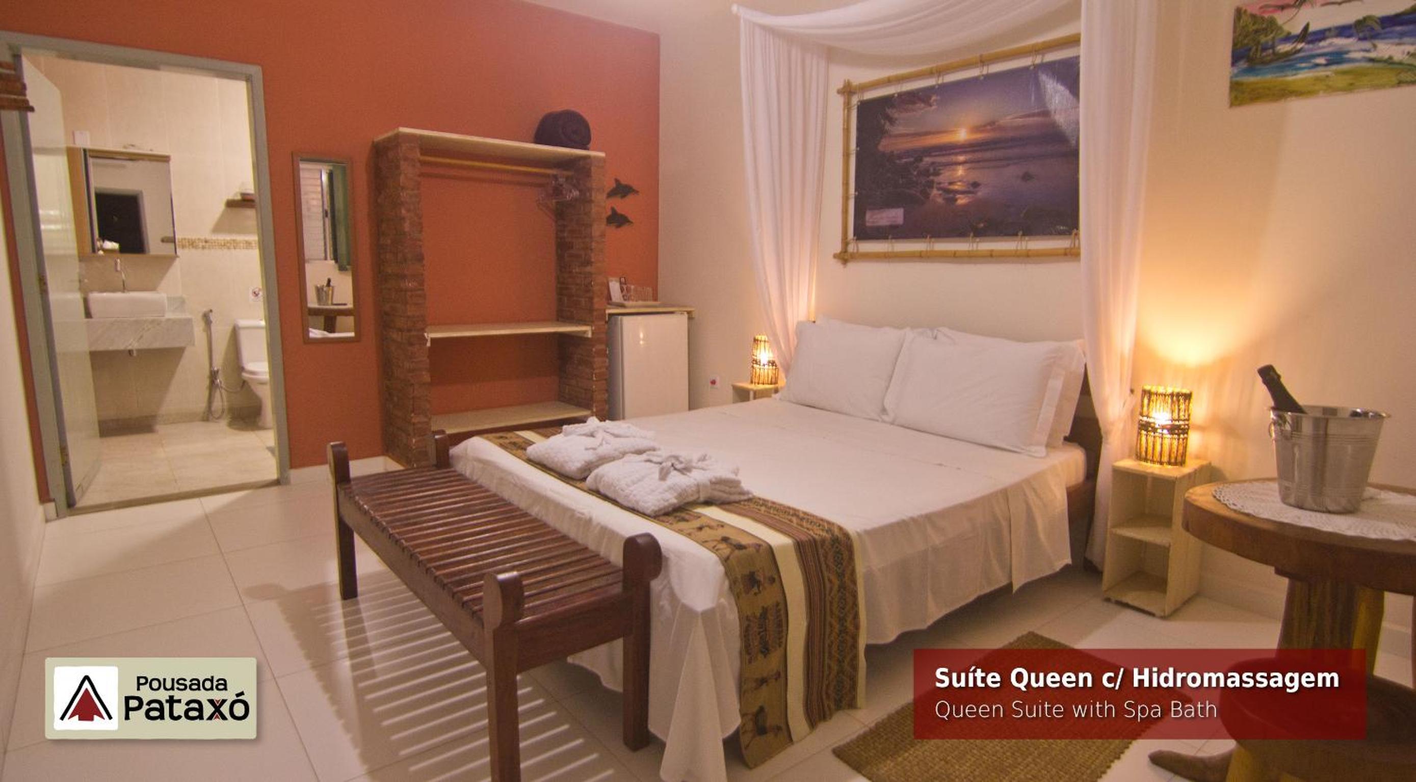 Queen Suite with Spa Bath photo 1