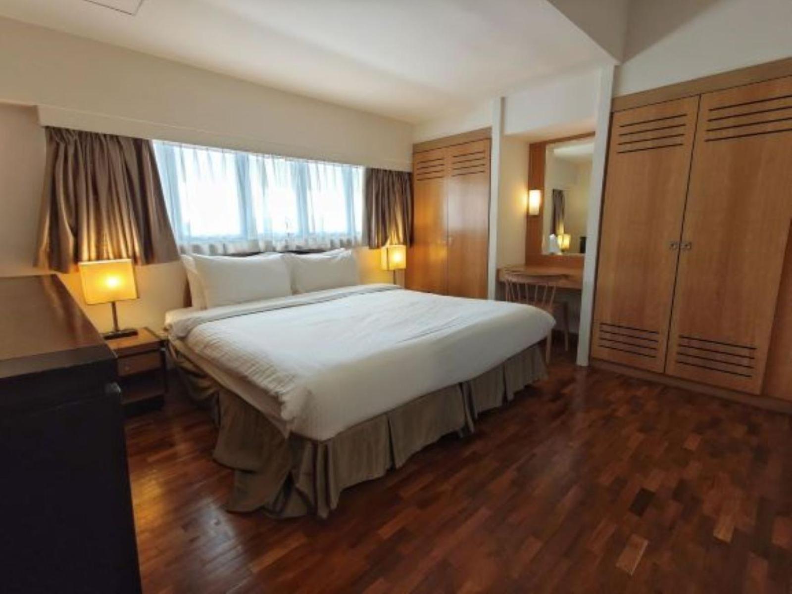 1 Premier Suite photo 2