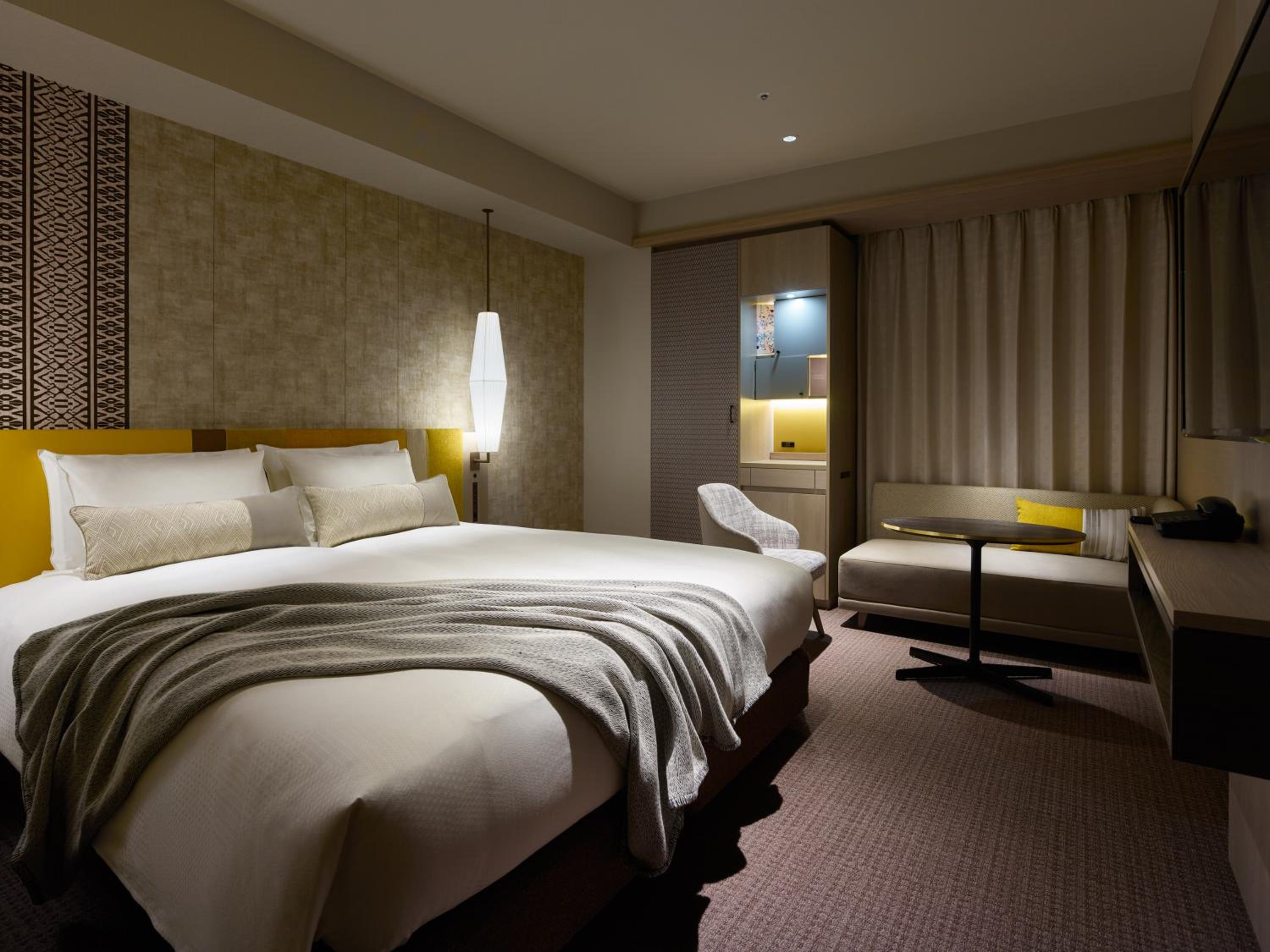 Superior King Room