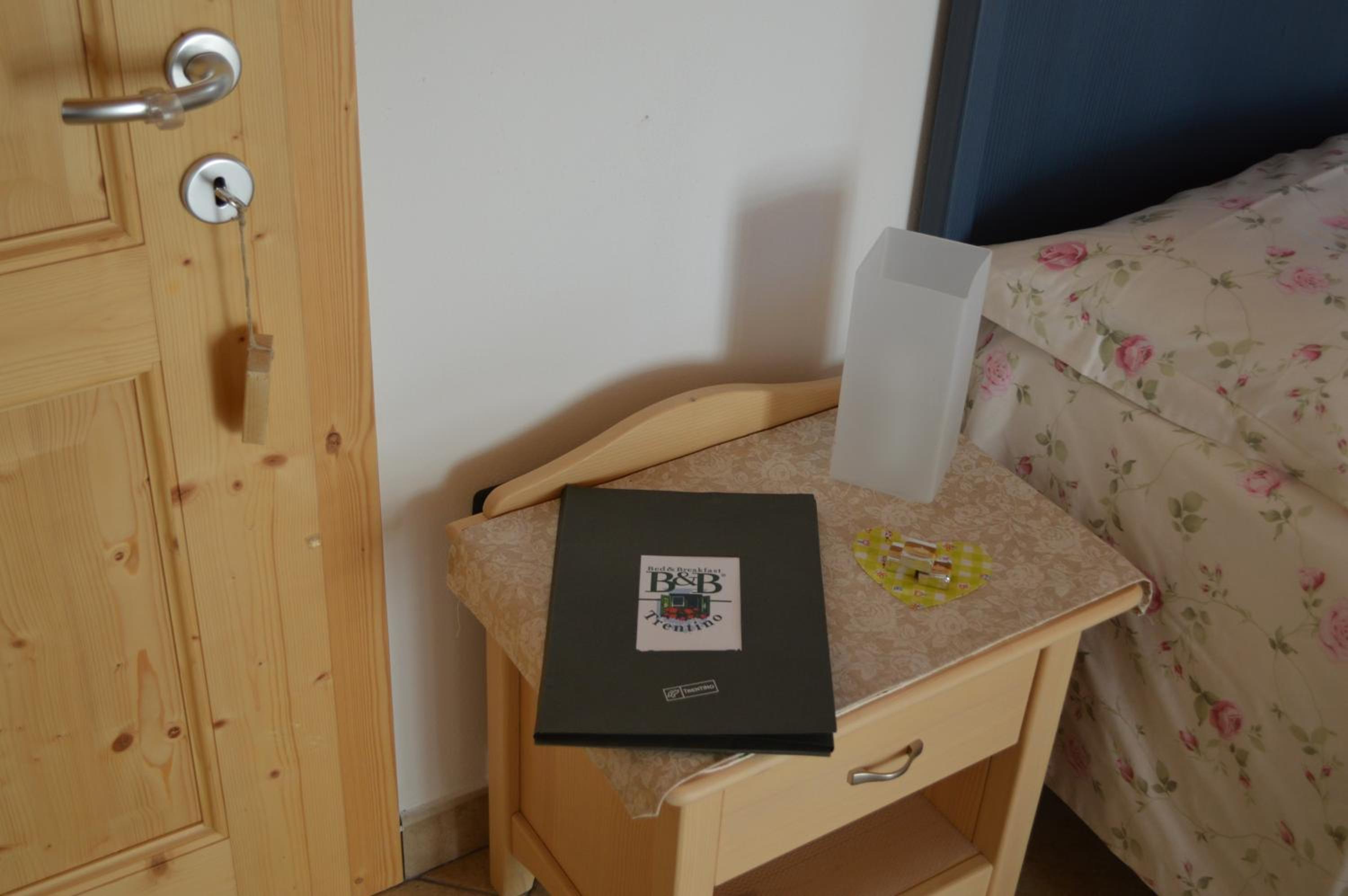 Double Room - Photo 3