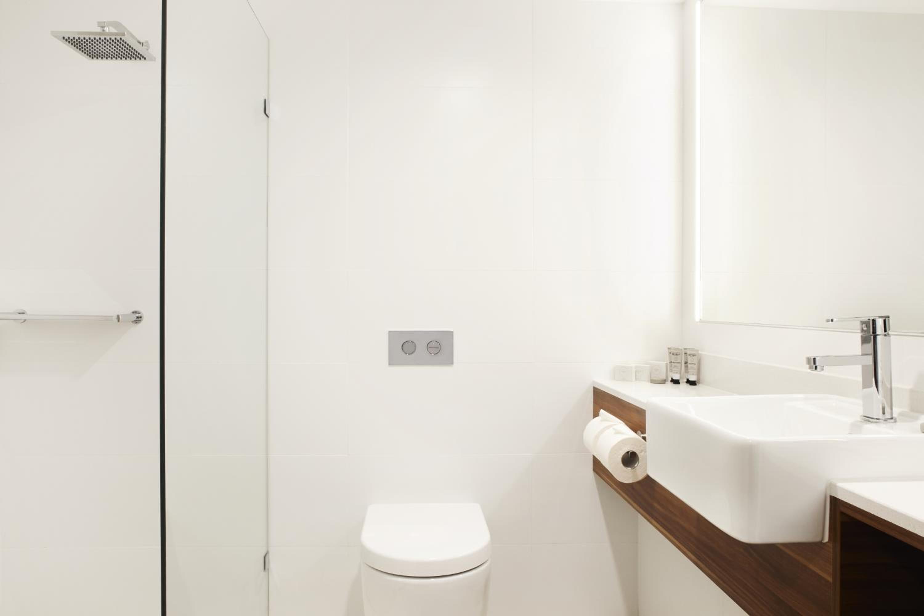 Deluxe Triple Room photo 2