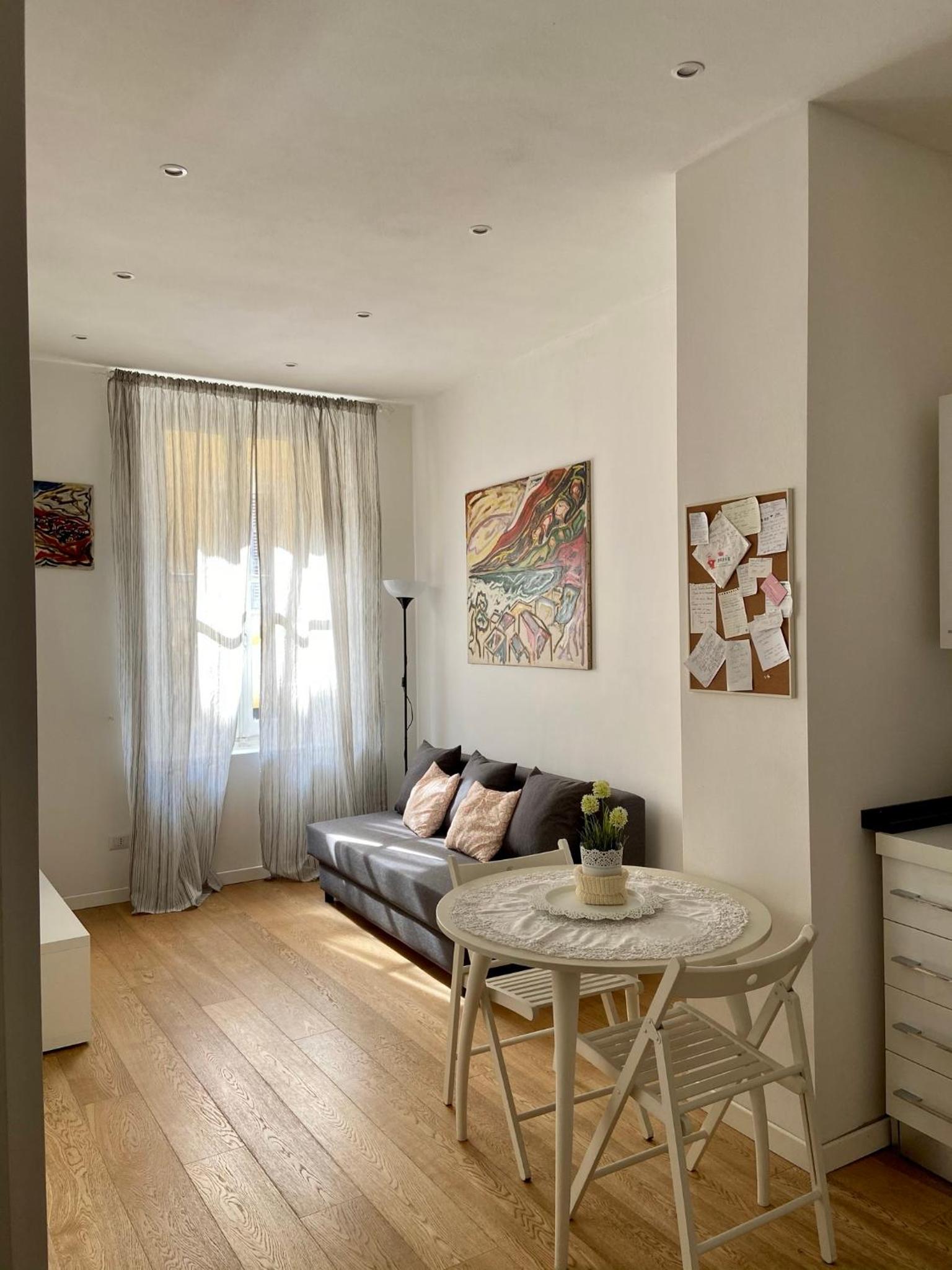 One-Bedroom Apartment