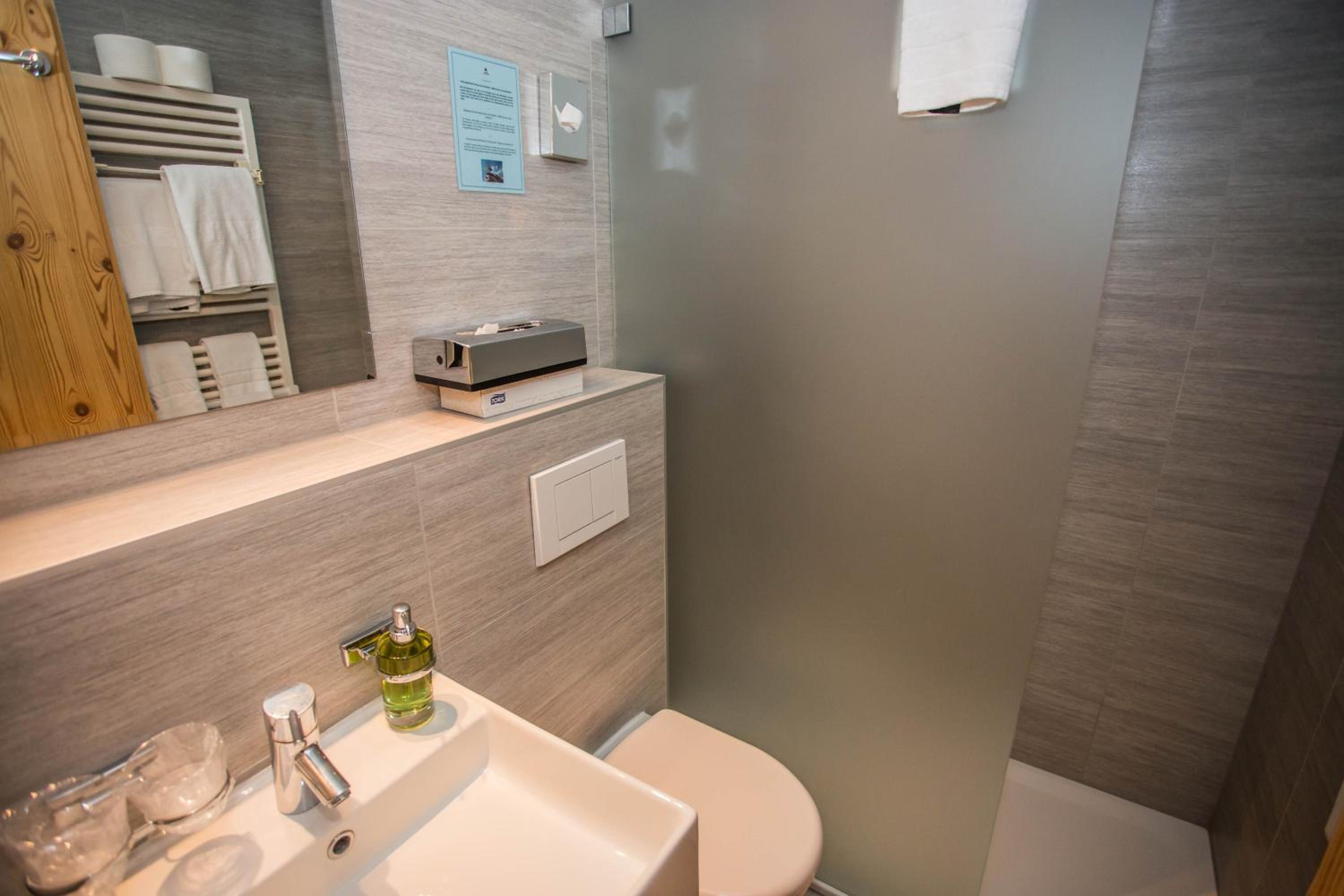 Superior Double Room photo 2