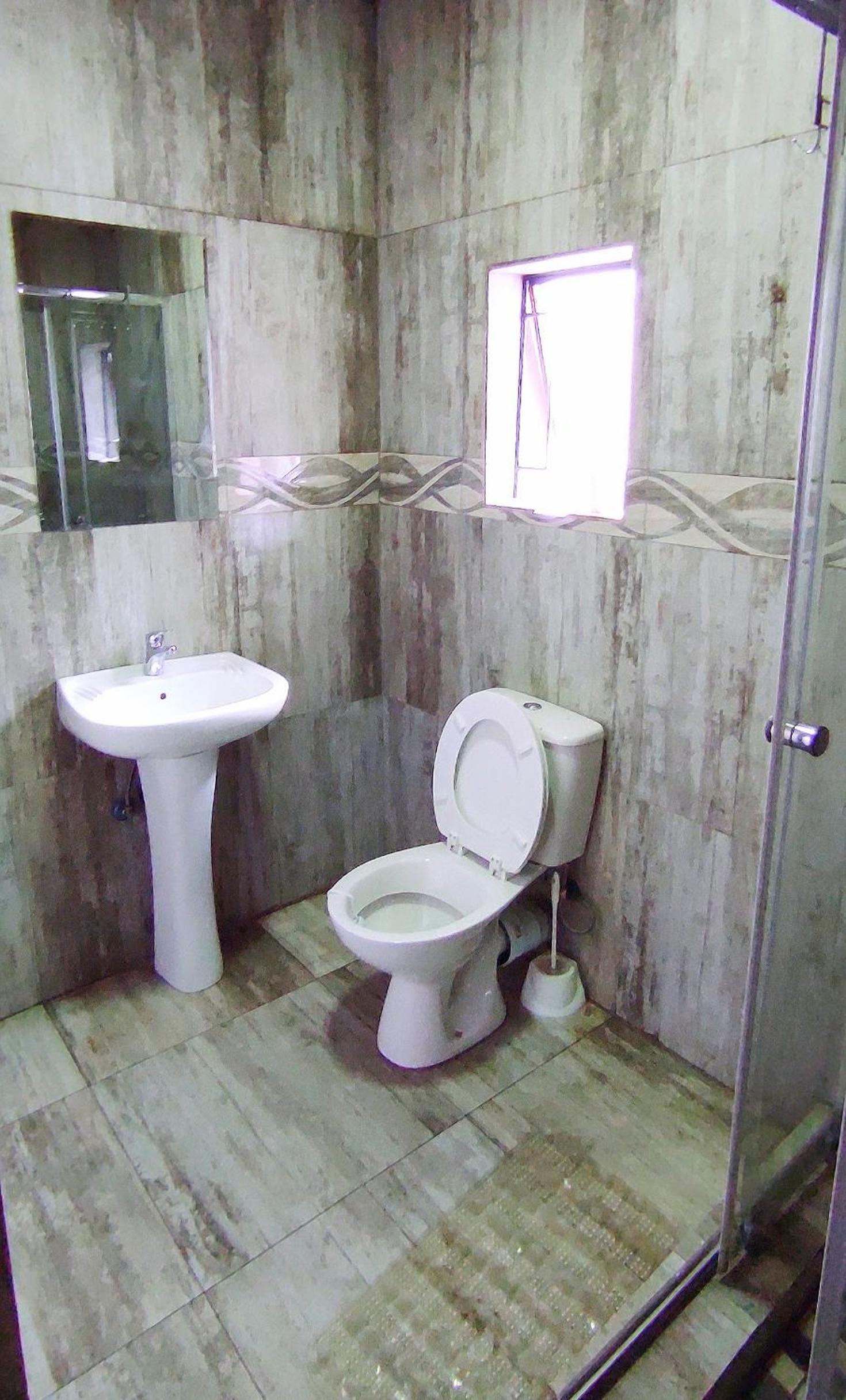 Double Room - Photo 4