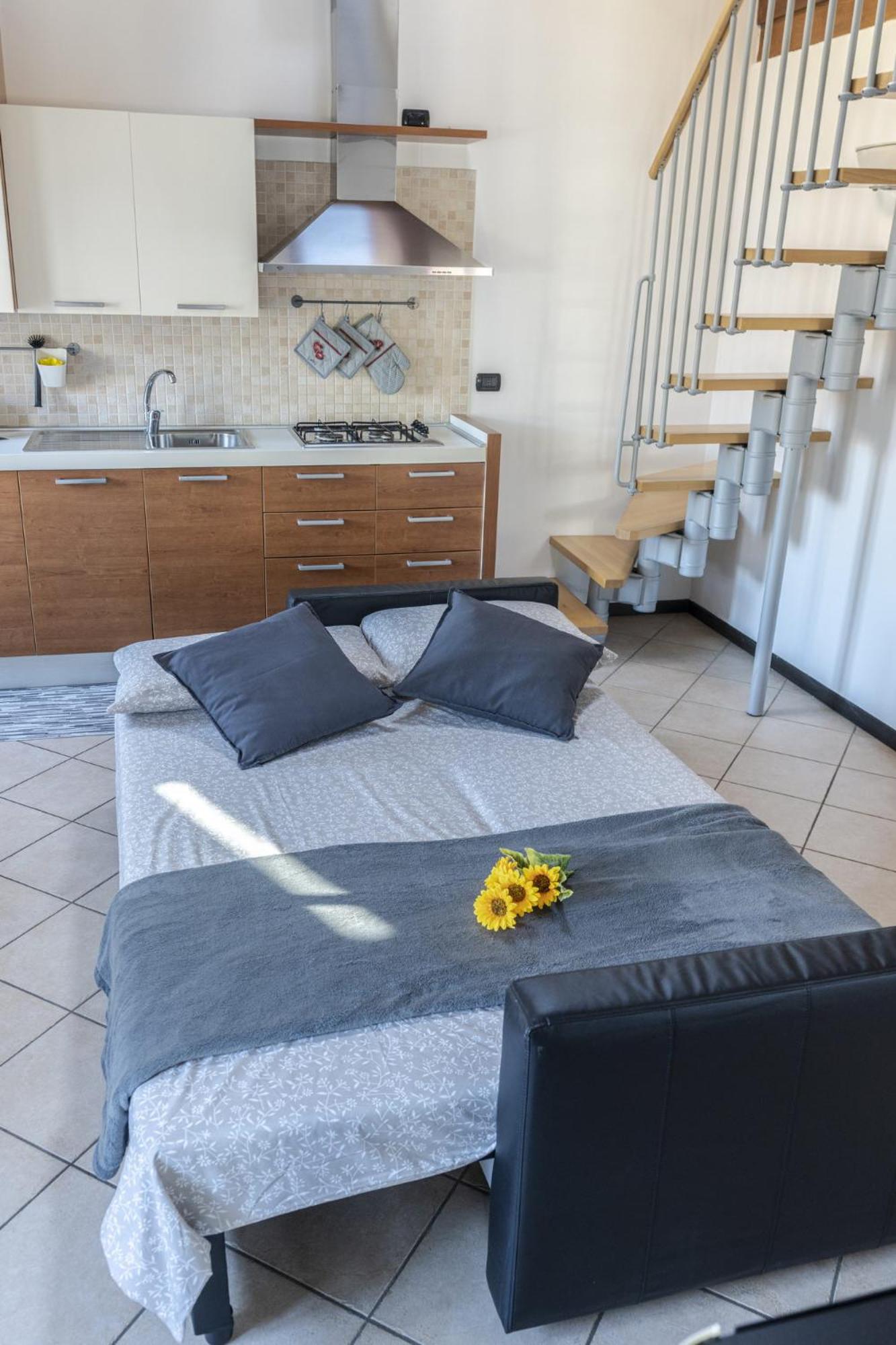 Two-Bedroom Apartment - Photo 3