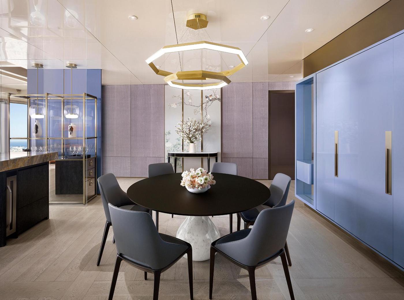 Diplomatic King Suite - Photo 4