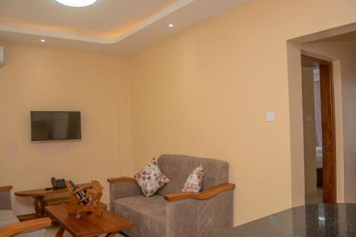 Two-Bedroom Apartment - Photo 28
