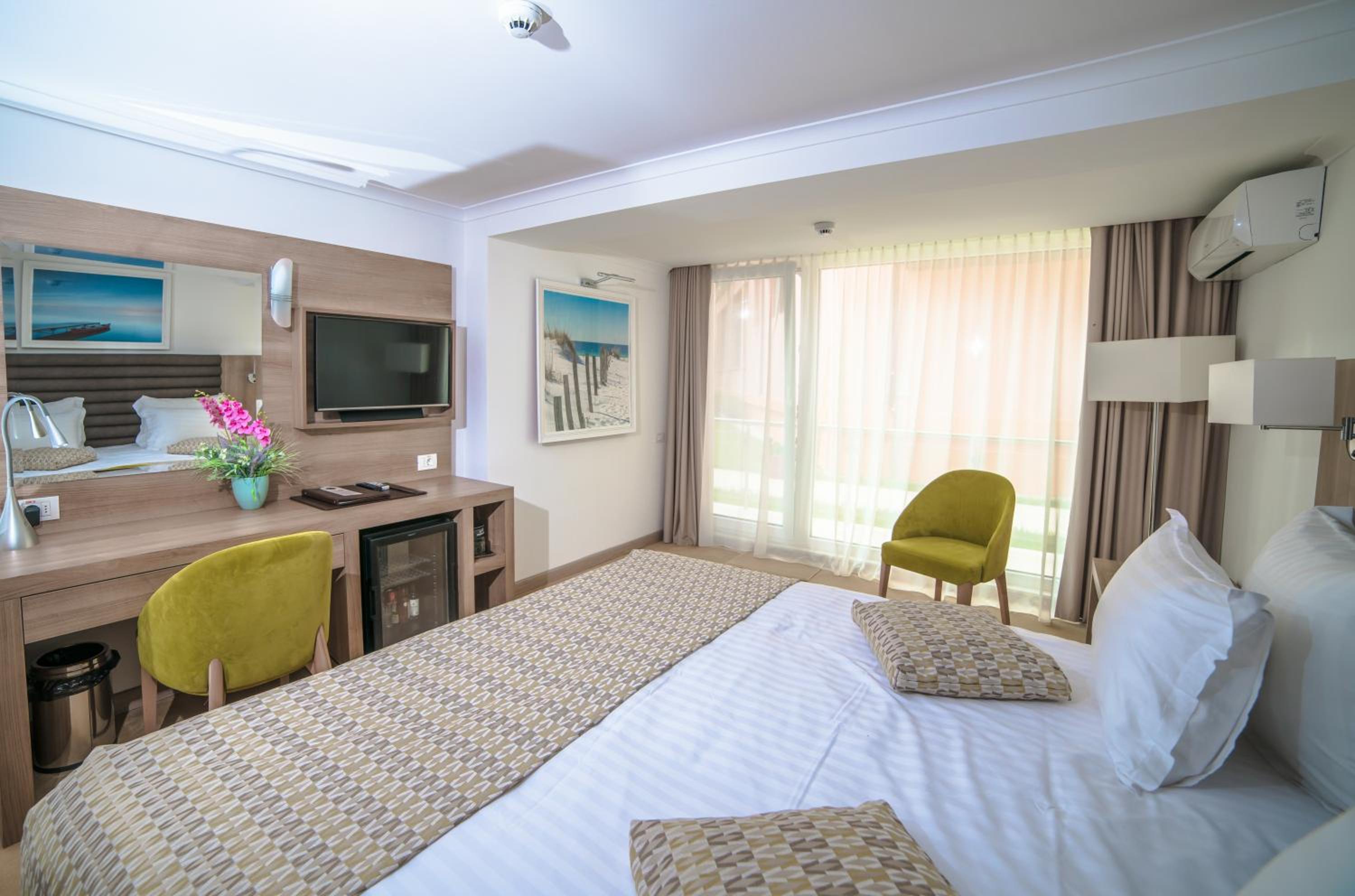 Superior Double Room - Photo 17