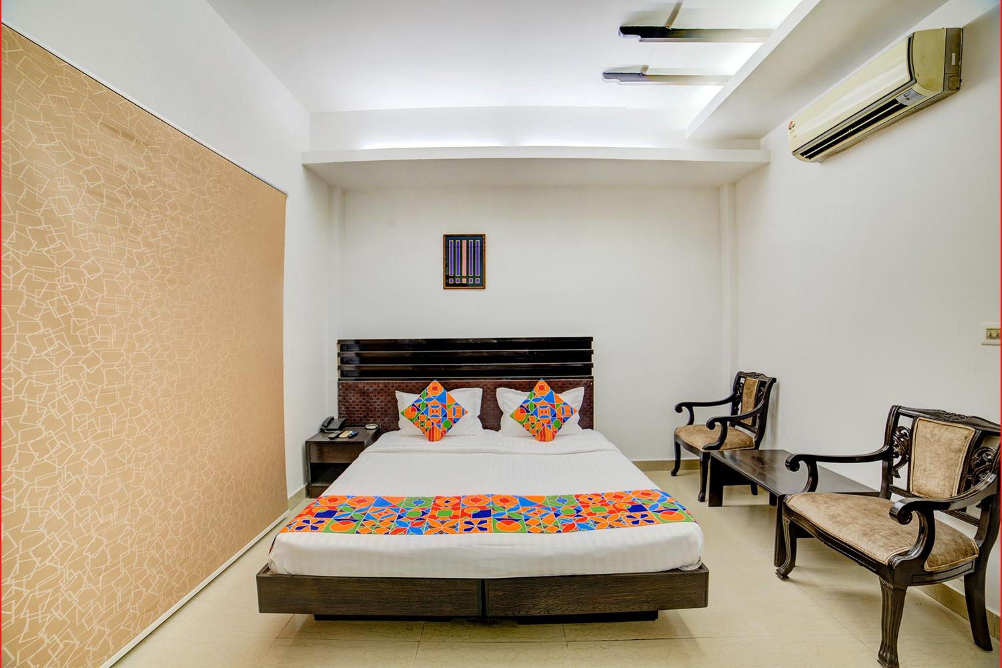 Deluxe Queen Room photo 3