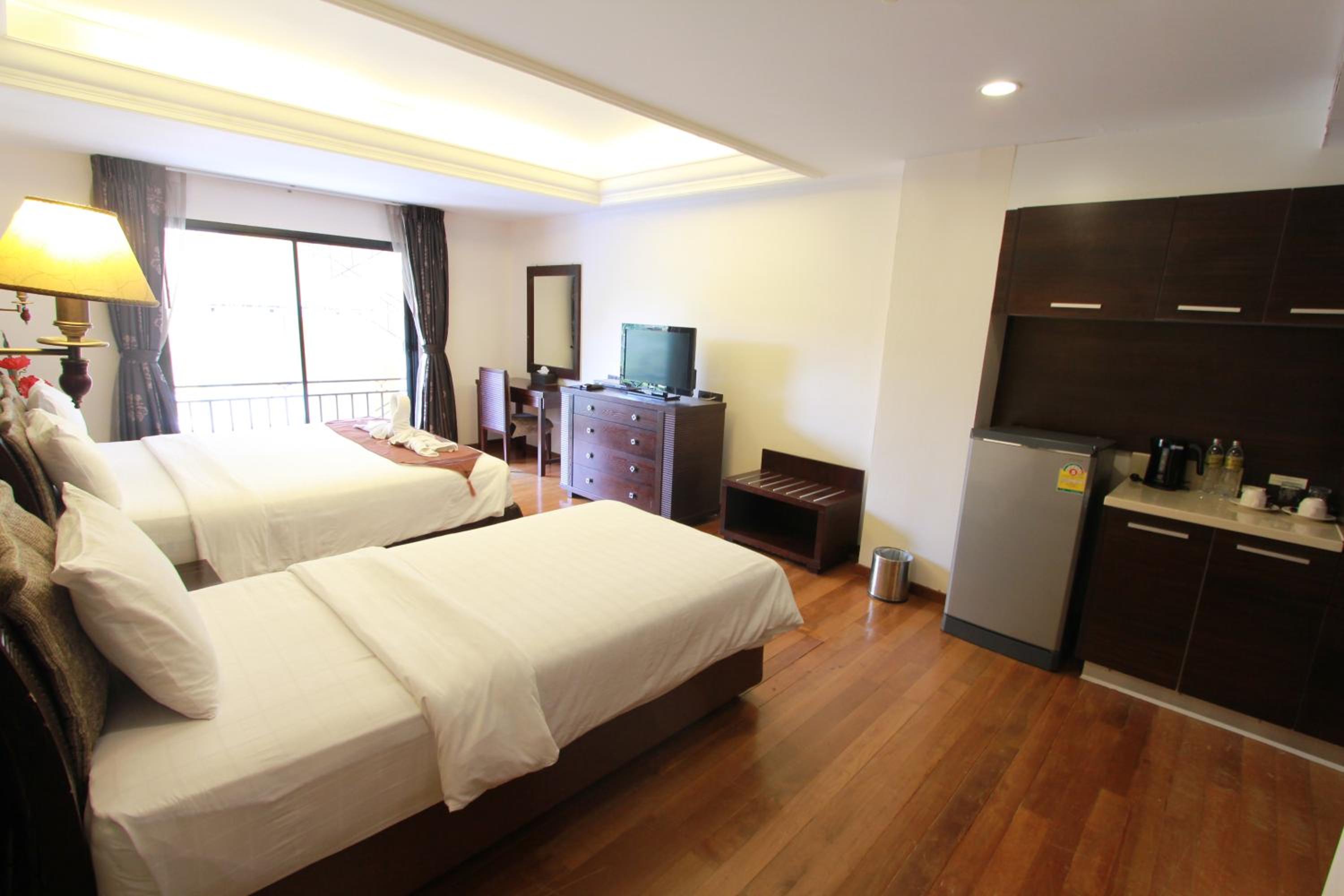 Deluxe Triple Room - Photo 4