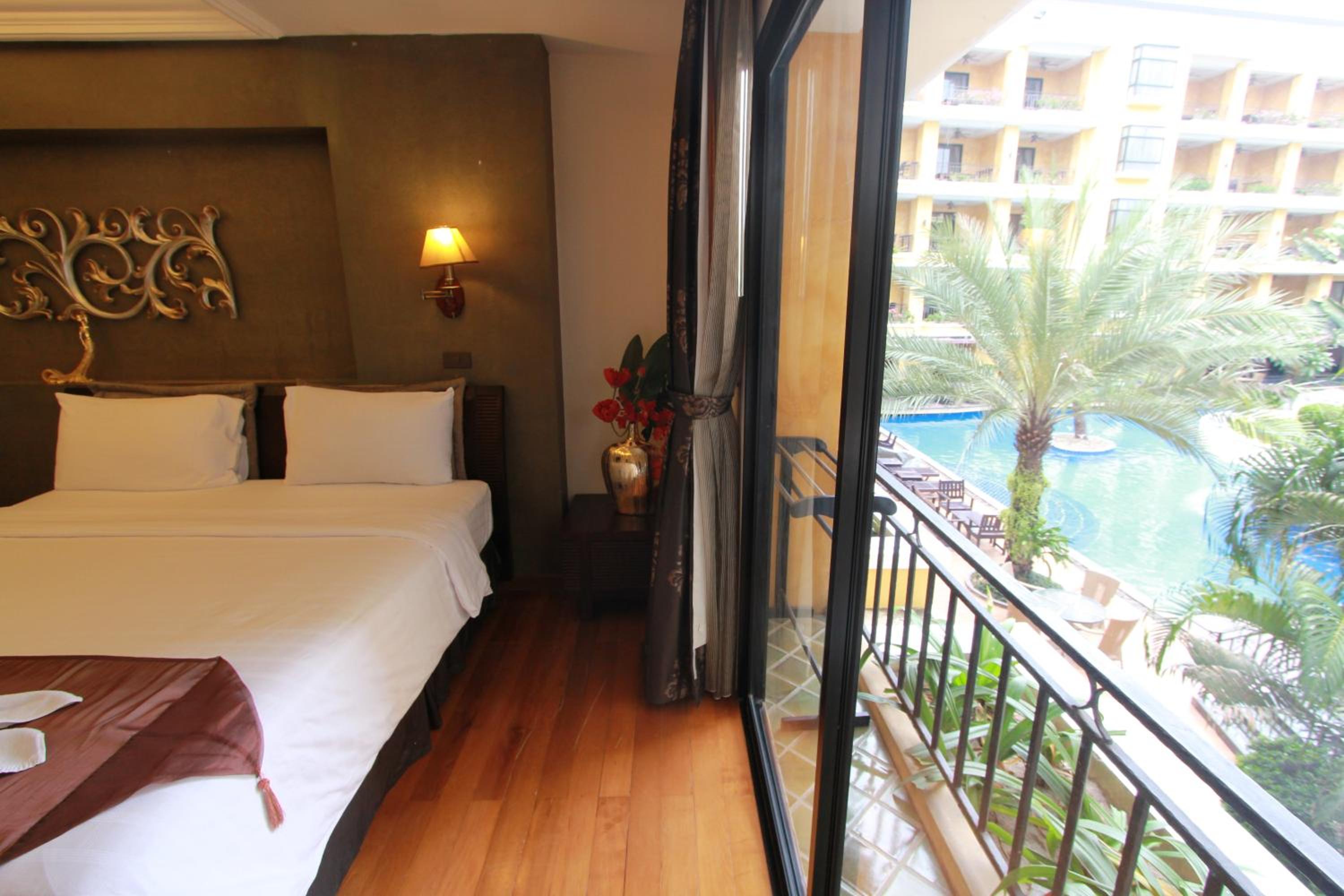 Deluxe Triple Room - Photo 3