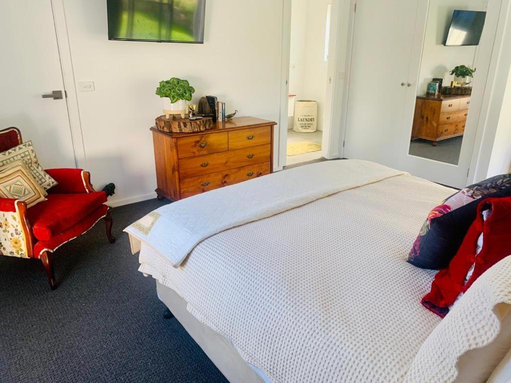 Queen Room with Garden View photo 2