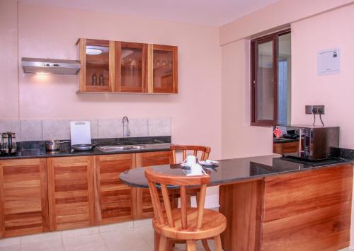 Two-Bedroom Apartment - Photo 7