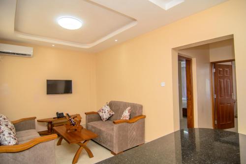 Two-Bedroom Apartment - Photo 17