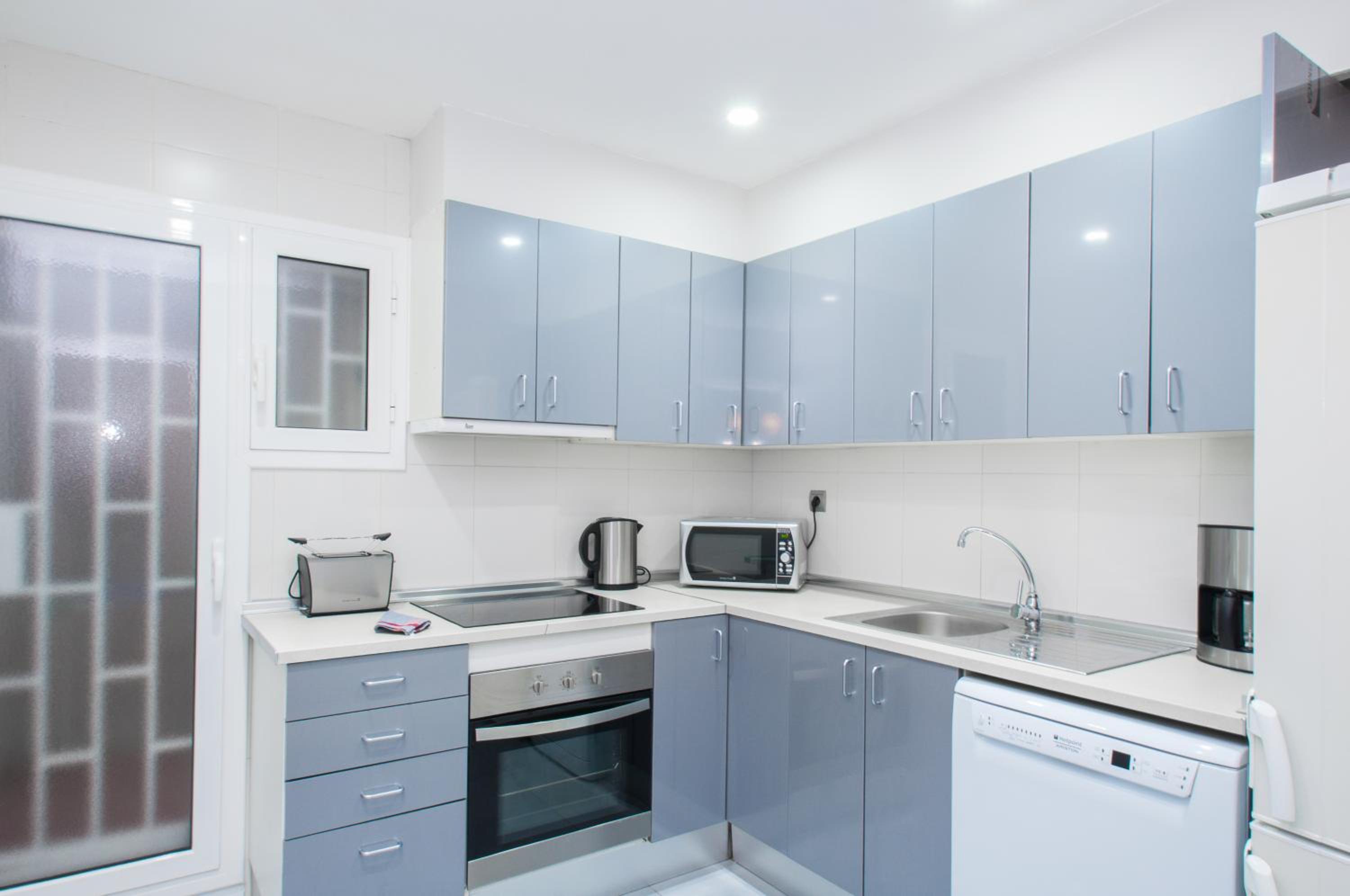 Three-Bedroom Apartment (10 Adults) photo 2