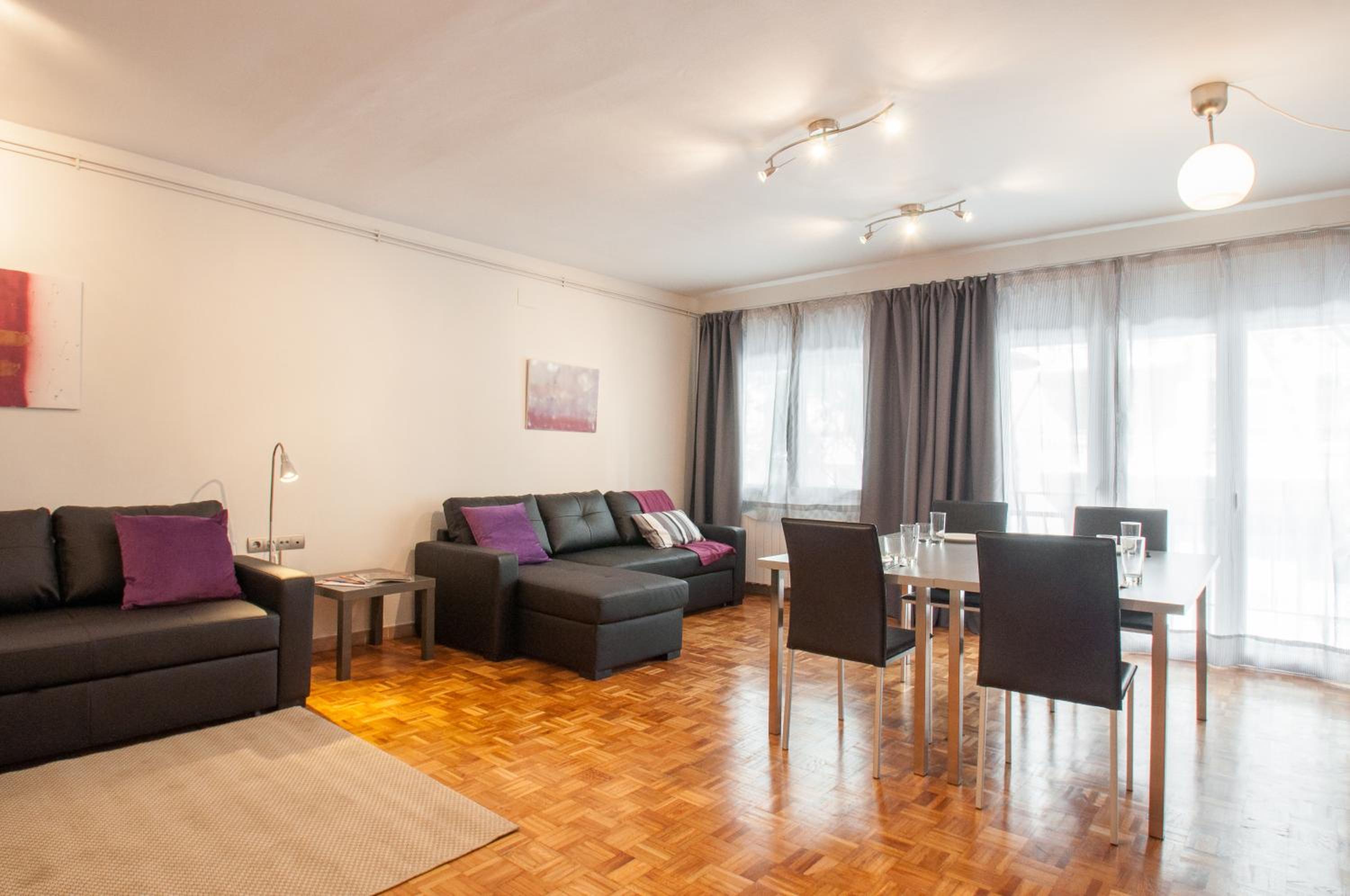 Apartamento de tres habitaciones (10 adultos)