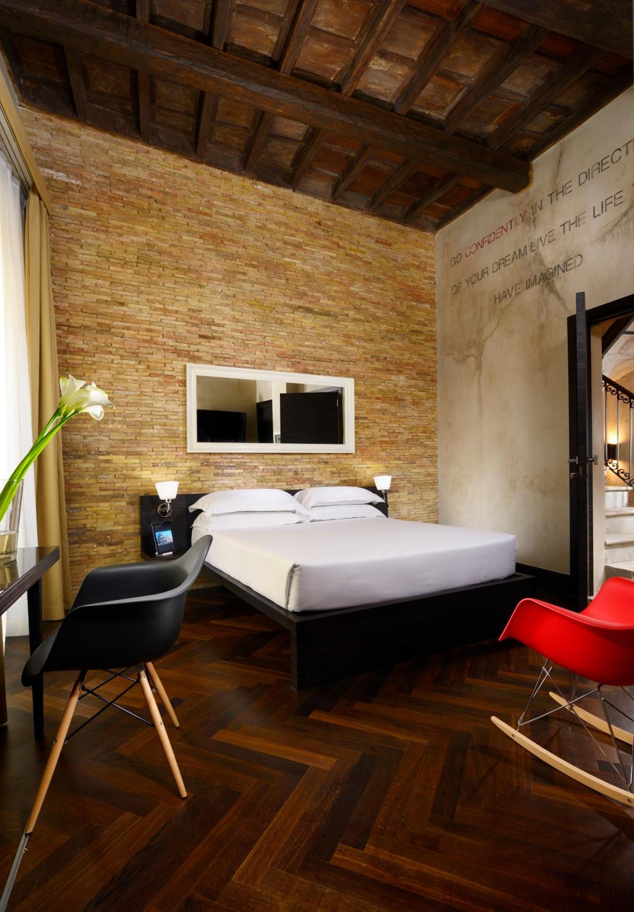 Junior Suite (2 Adults) photo 1
