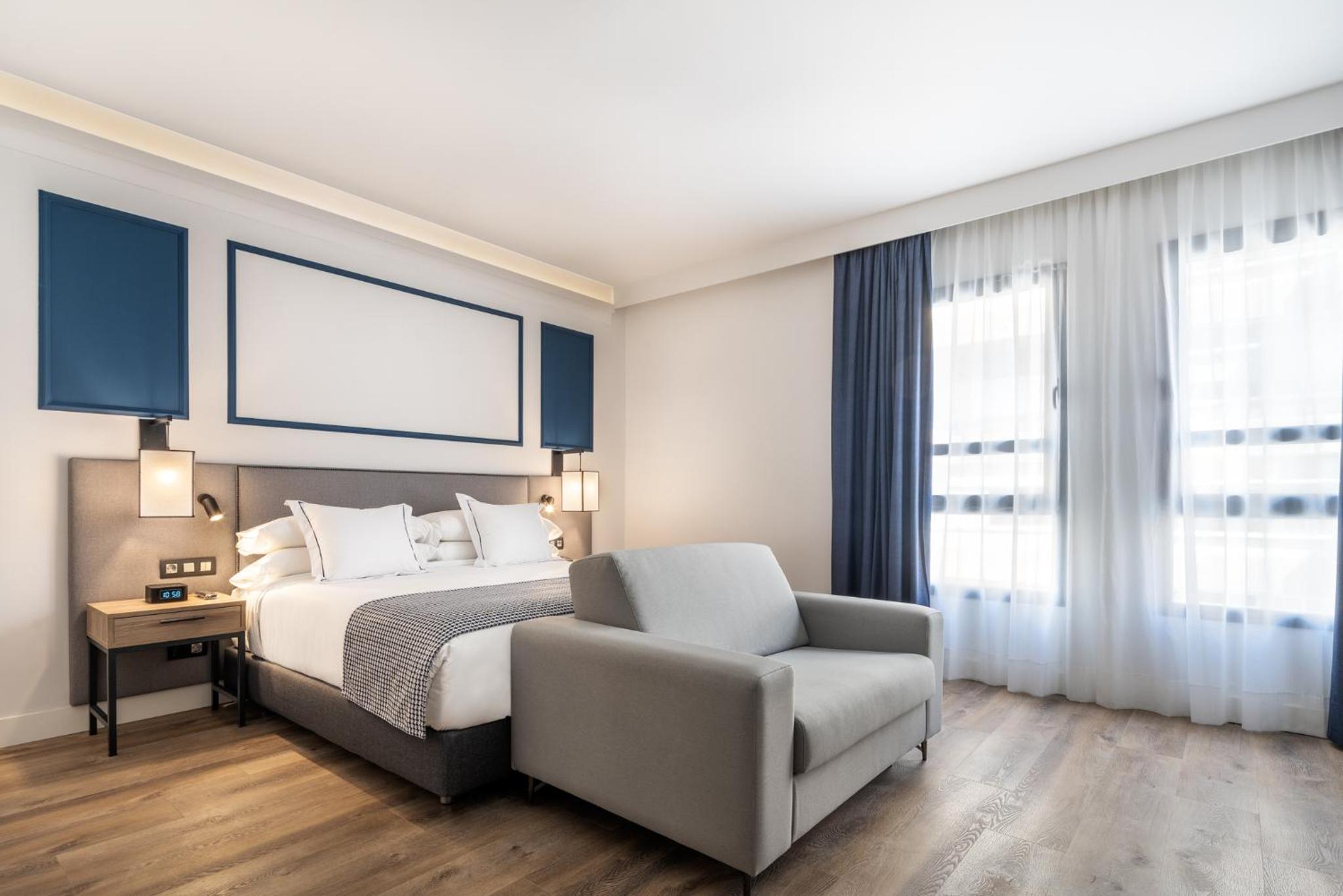 Junior Suite (2 Adults + 1 Child)