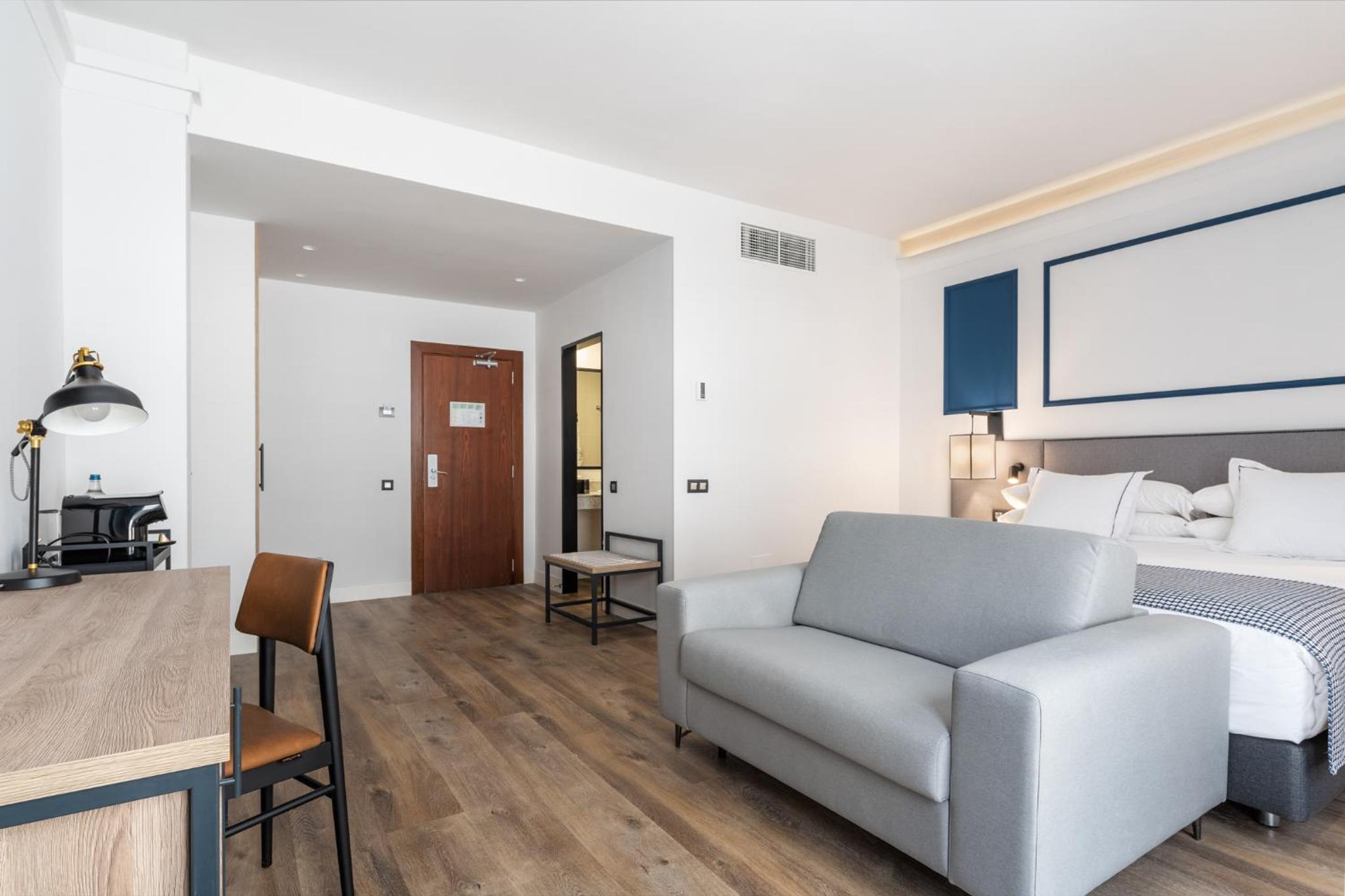 Junior Suite (2 Adults + 1 Child)