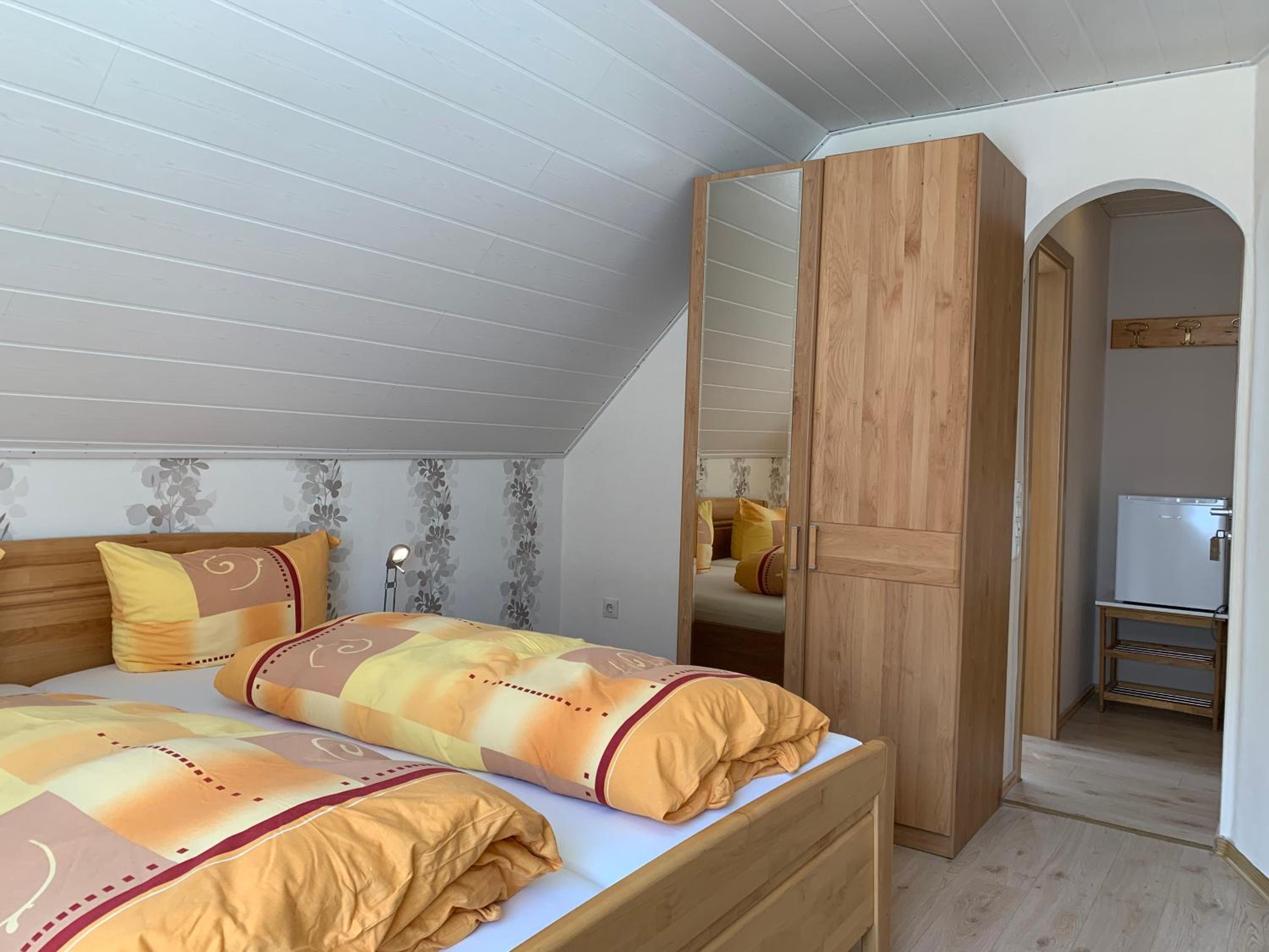 Budget Double Room photo 1
