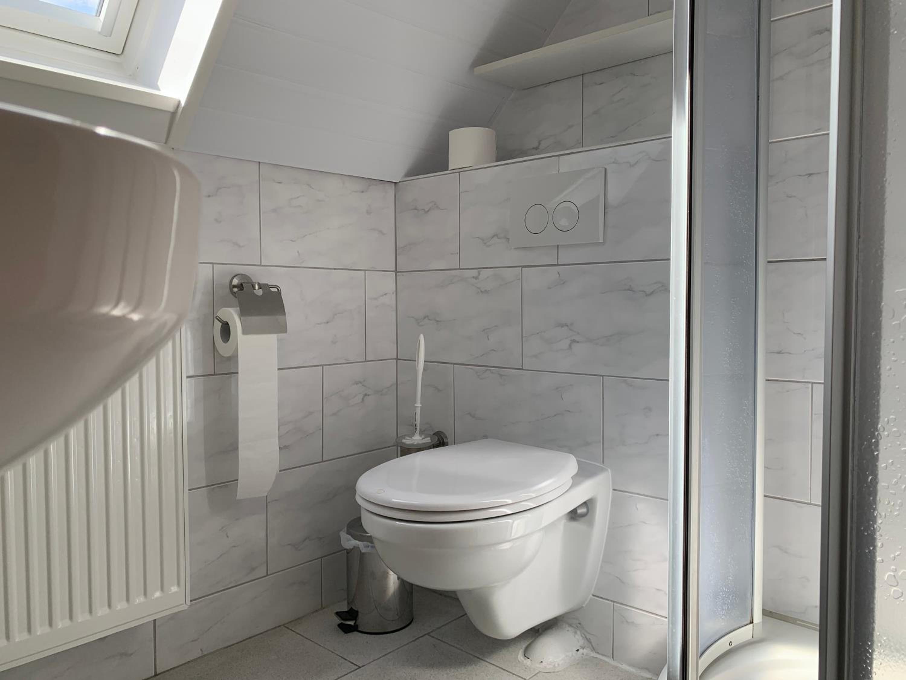 Budget Double Room photo 3
