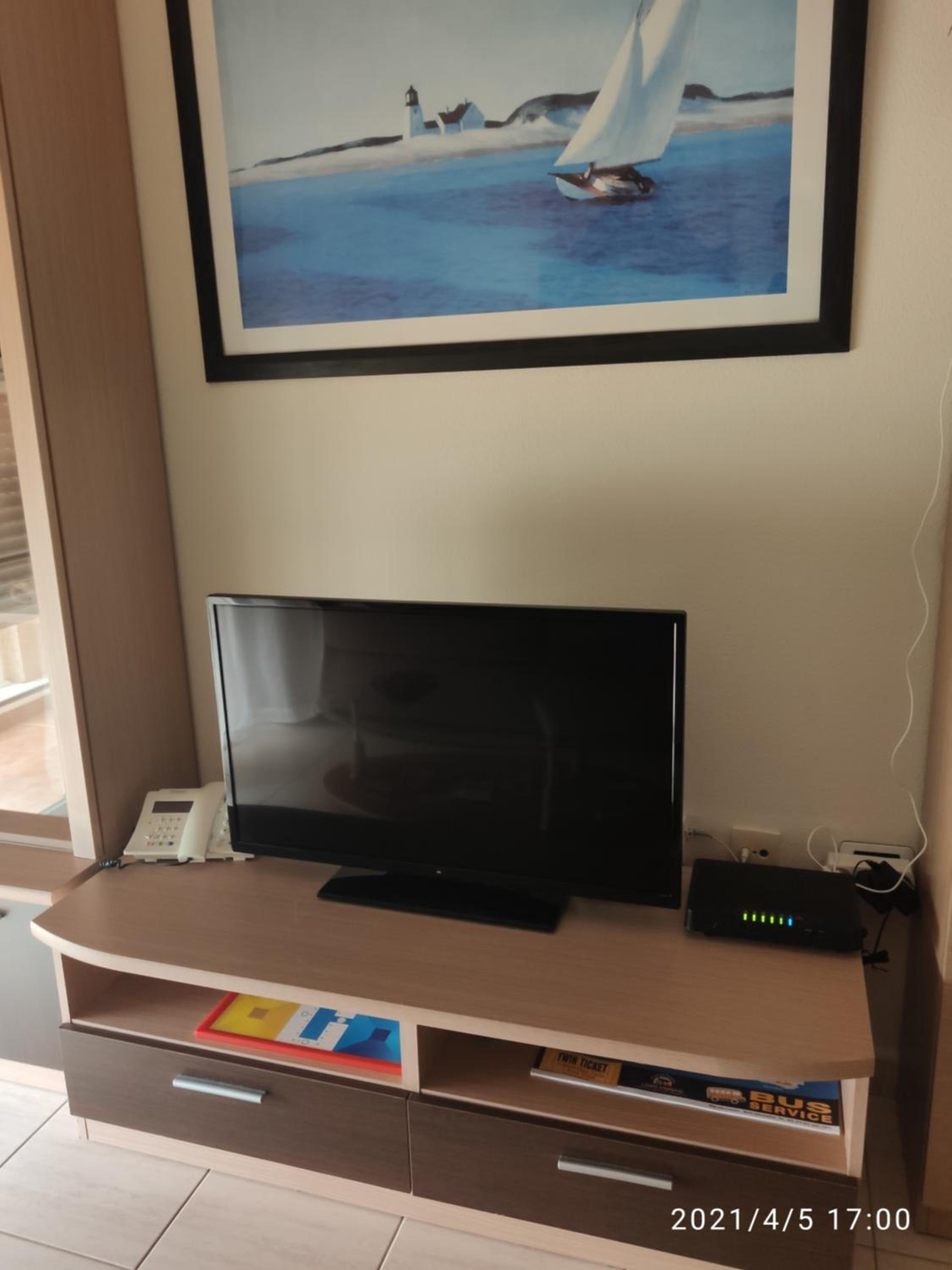 Apartment with Balcony photo 3