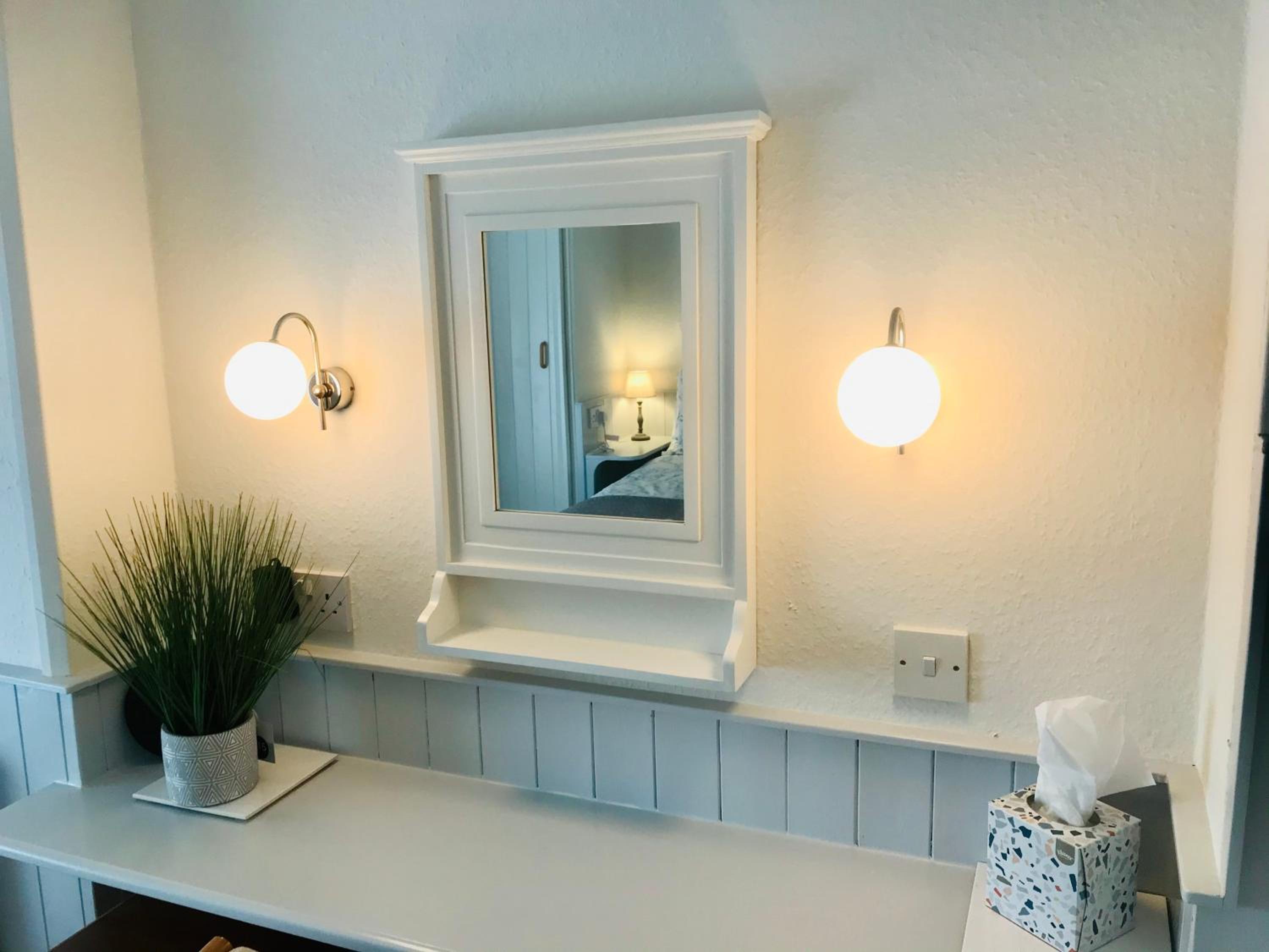 Double Room with Shared Bathroom photo 1