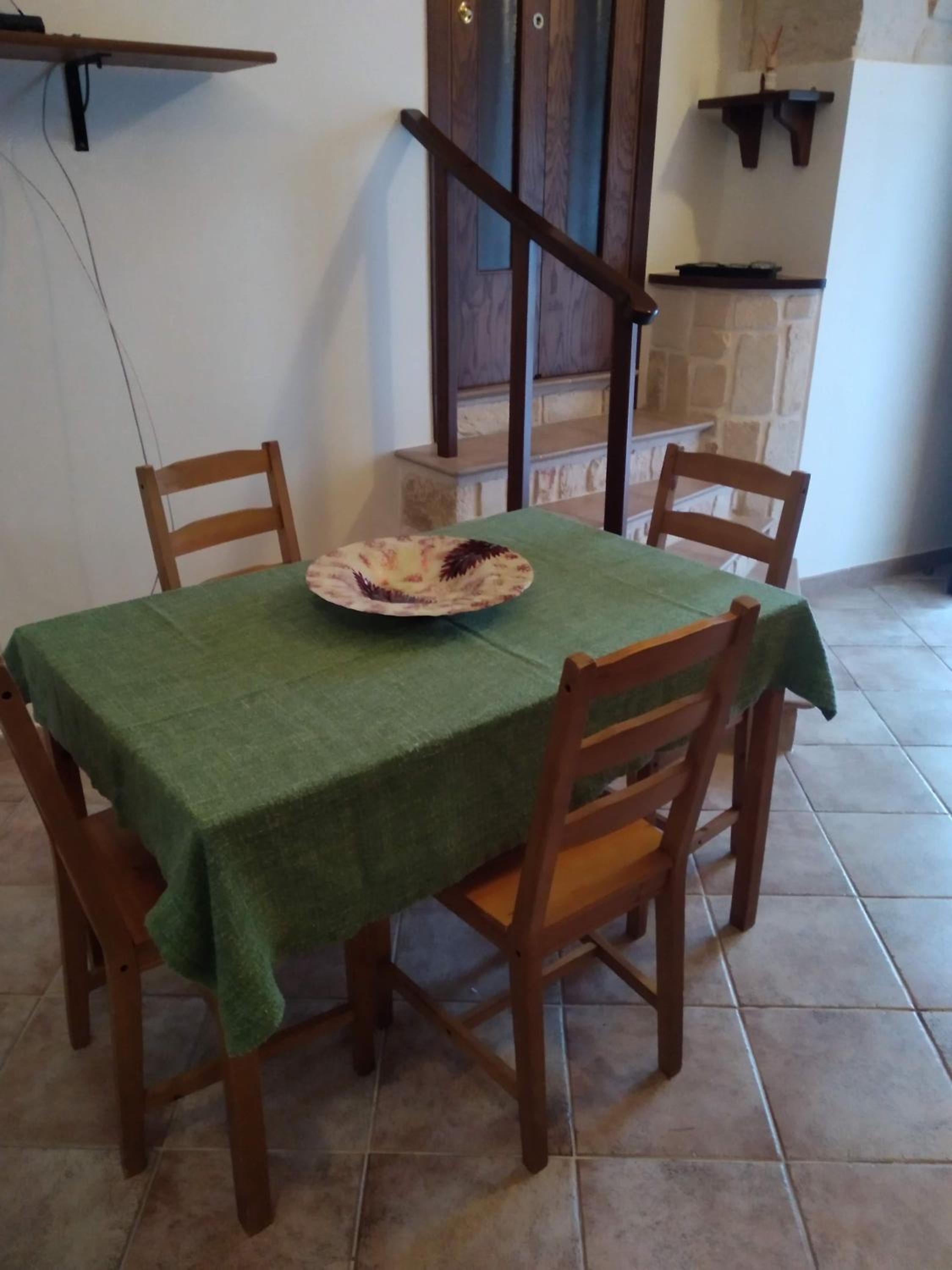 One-Bedroom Apartment - Photo 6
