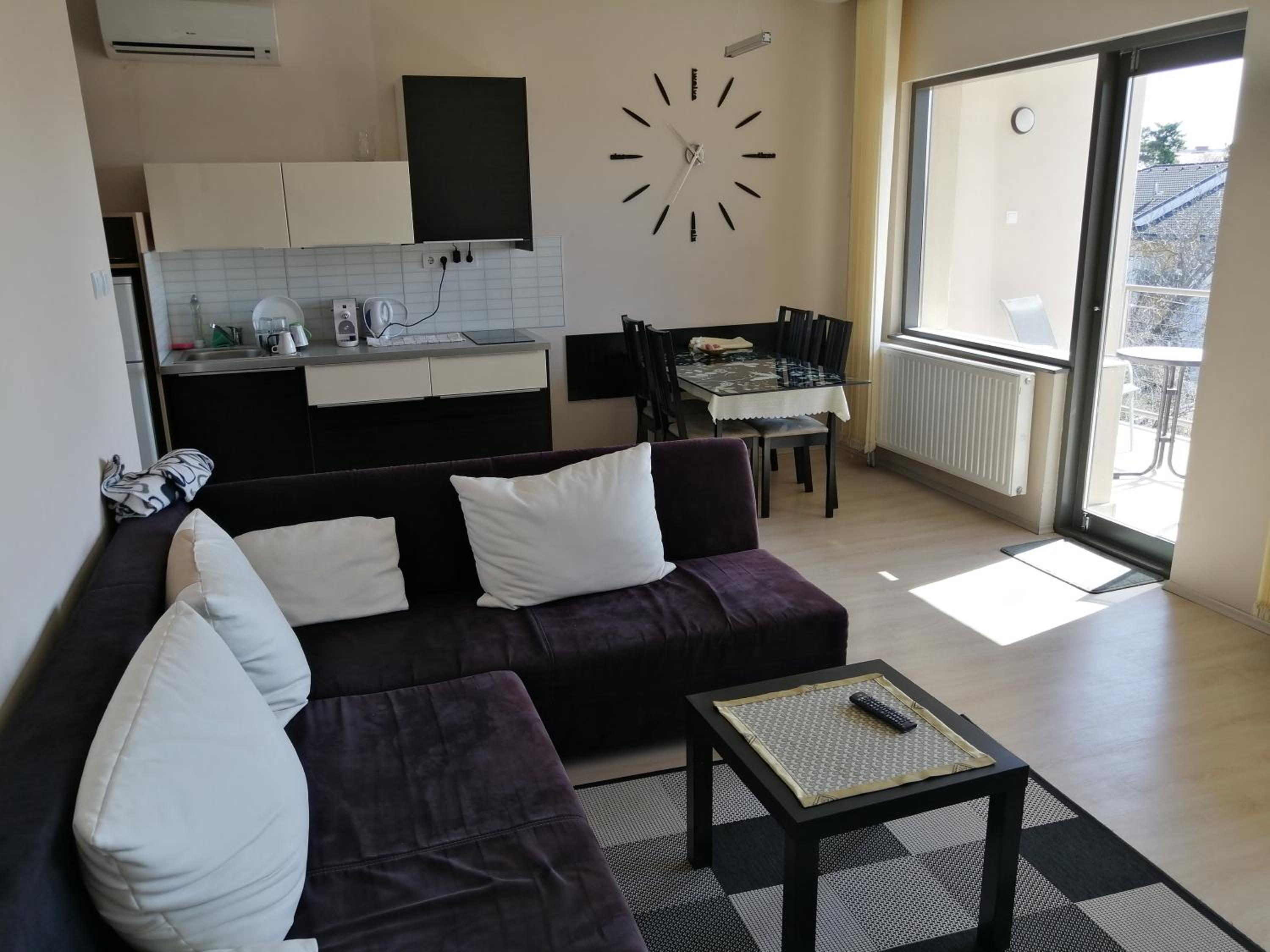 Family Apartment with Balcony (4 Adults)  photo 3