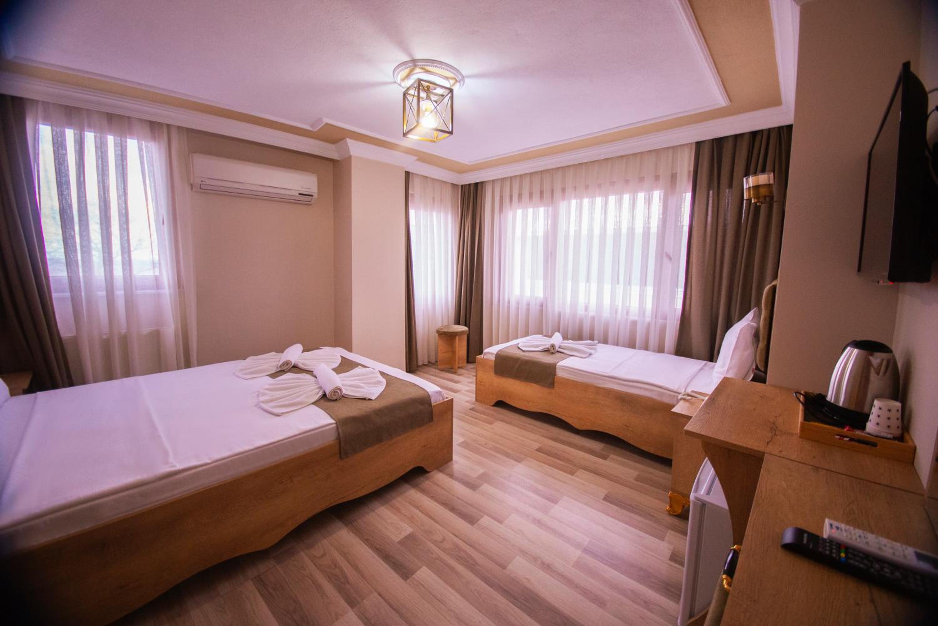 Standard Triple Room photo 2