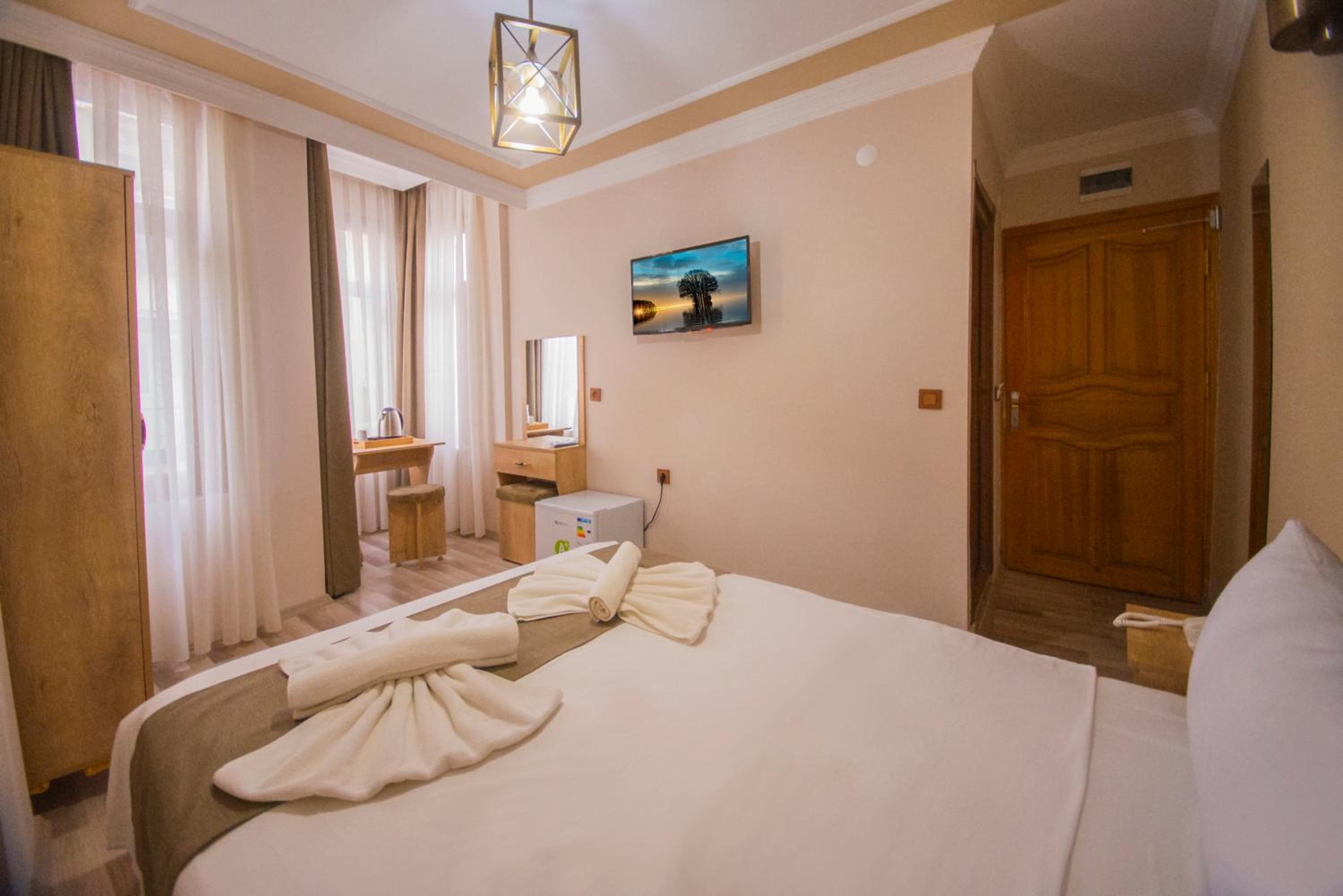 Standard Double or Twin Room photo 3