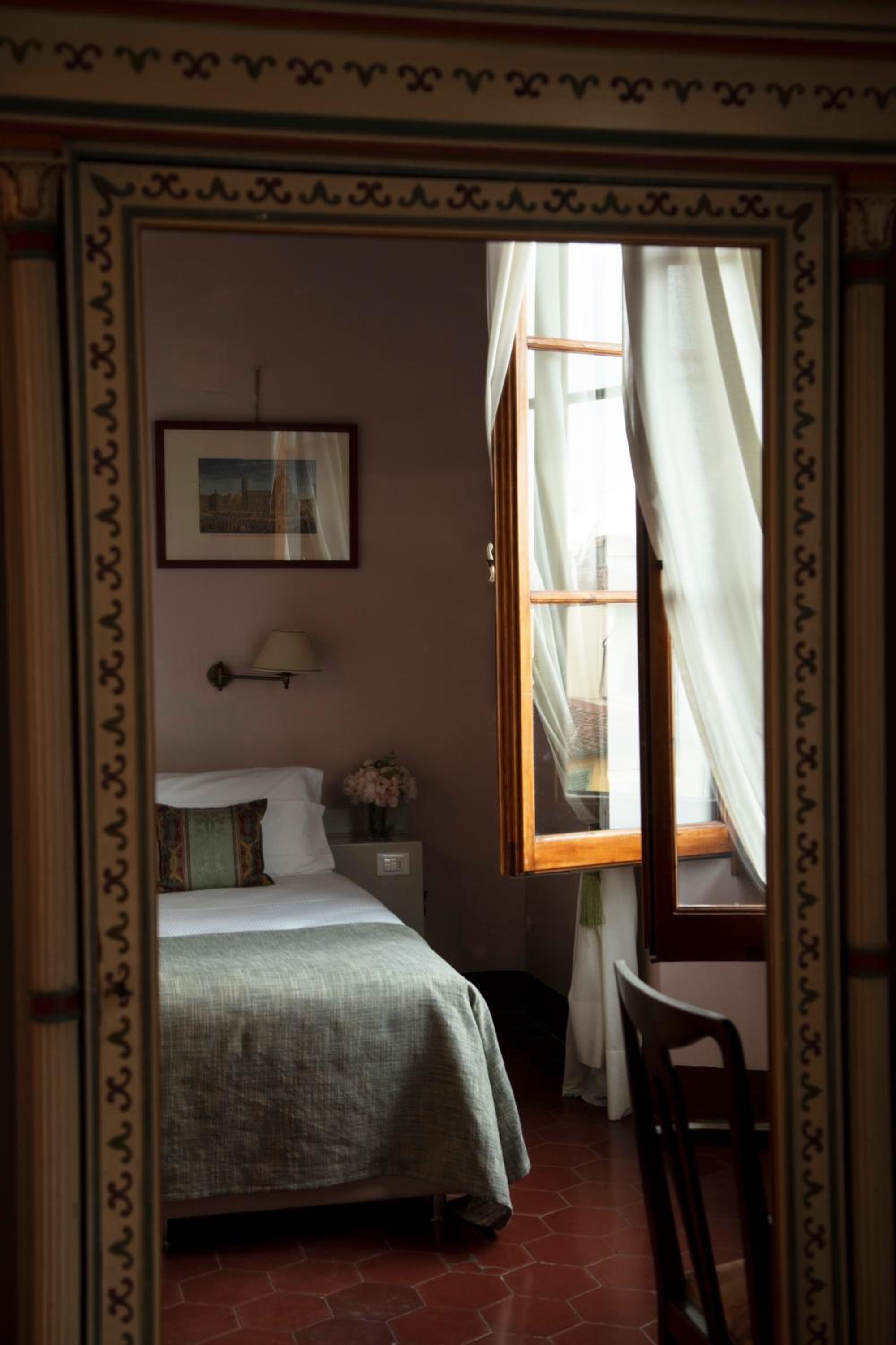 Classic Double Room photo 1