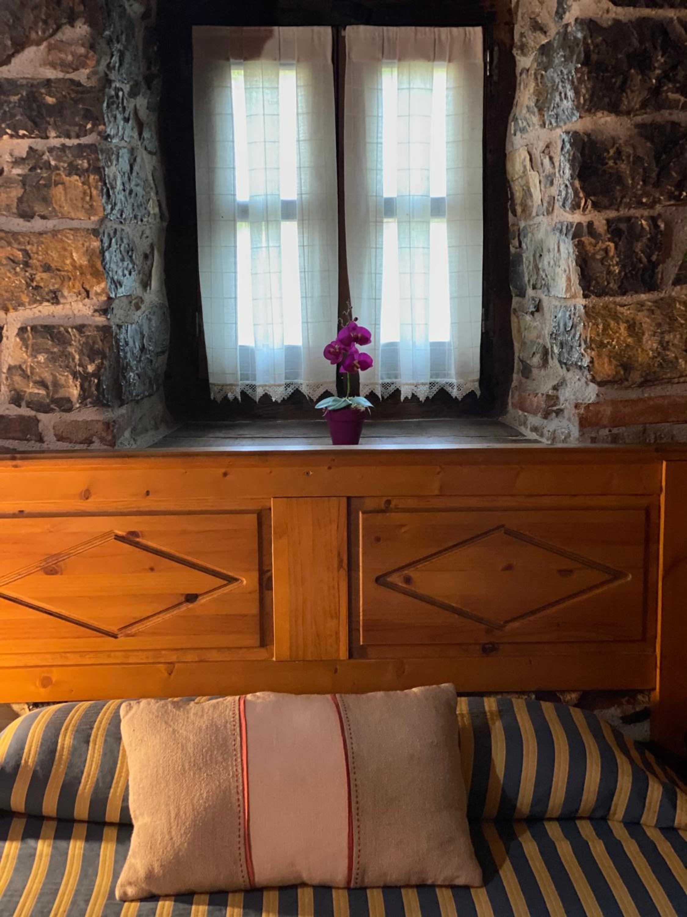 Double or Twin Room - Photo 6