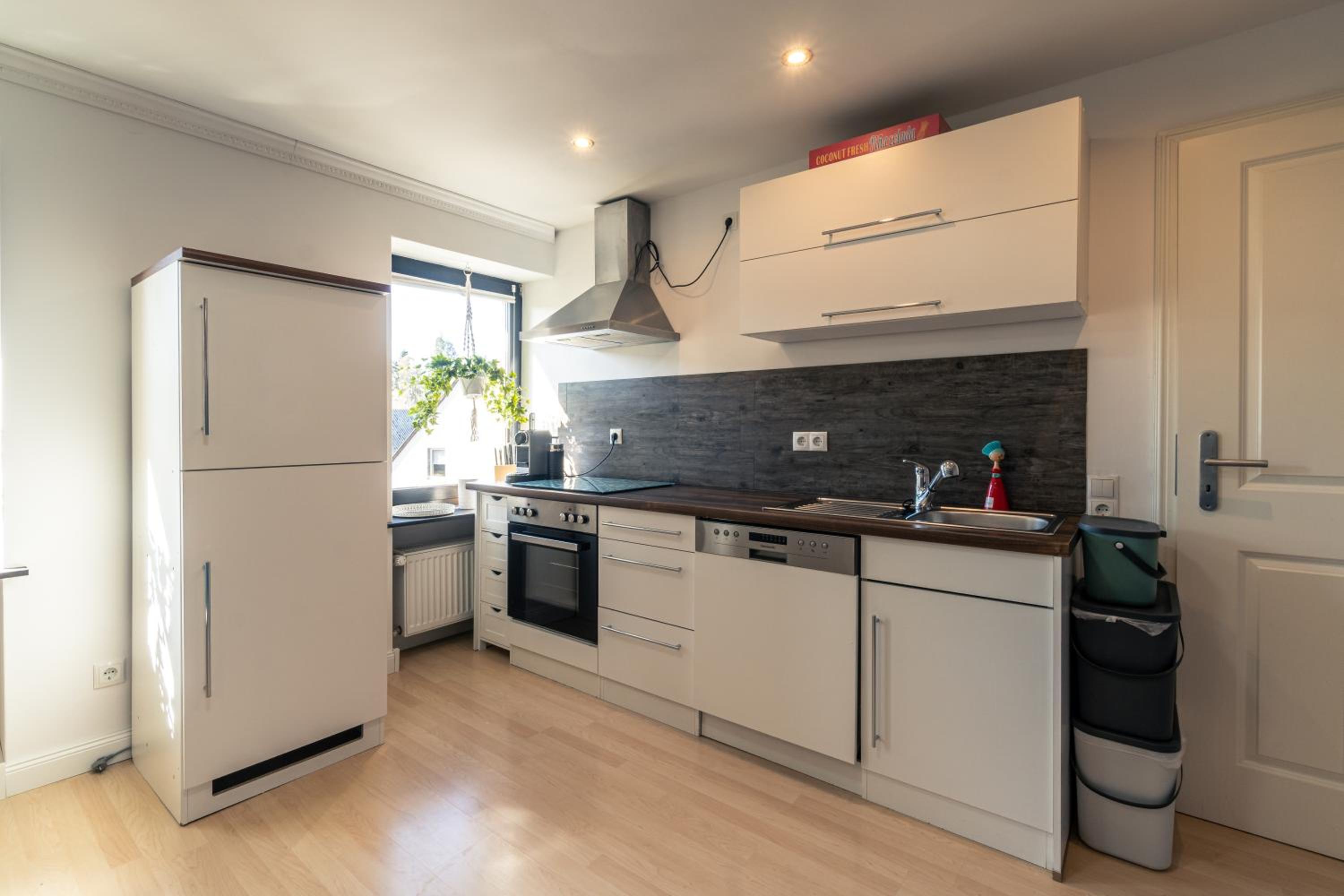 One-Bedroom Apartment - Photo 8