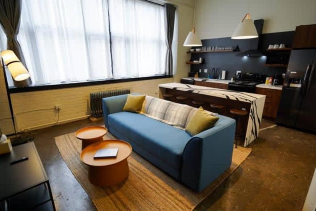 Two-Bedroom Apartment - Photo 10